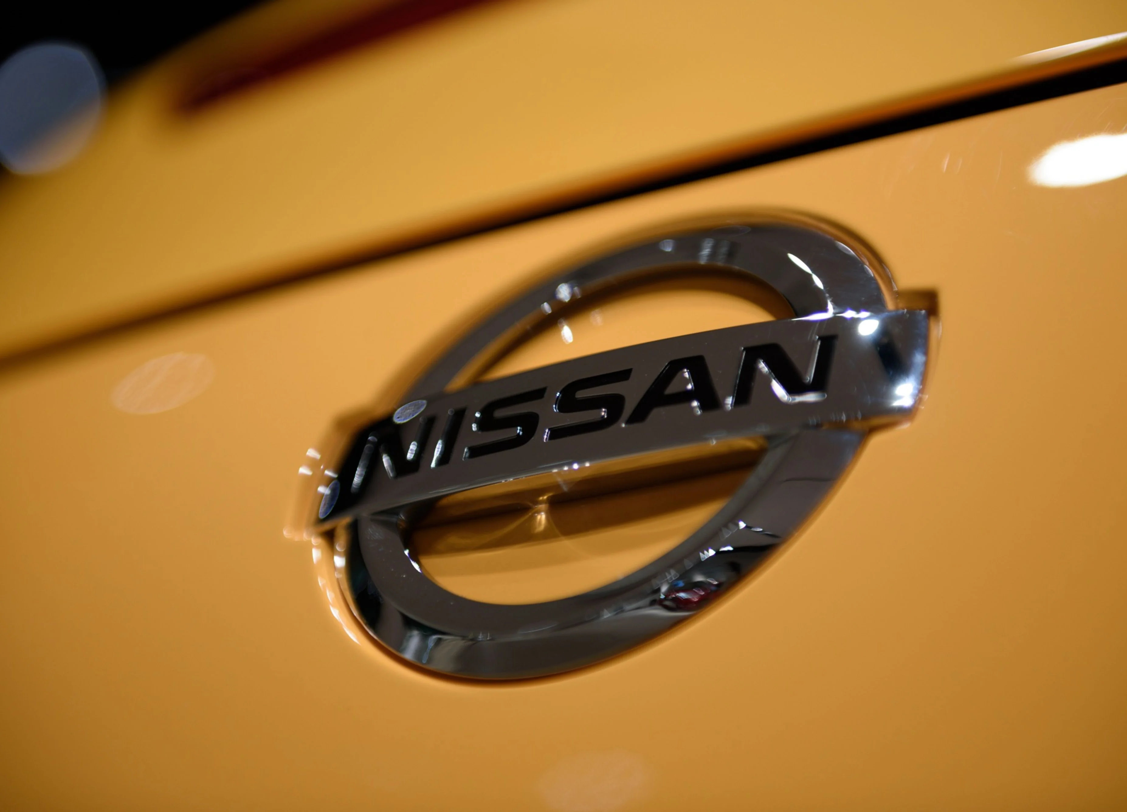 Nissan Shareholders Add New Directors as Business Plummets