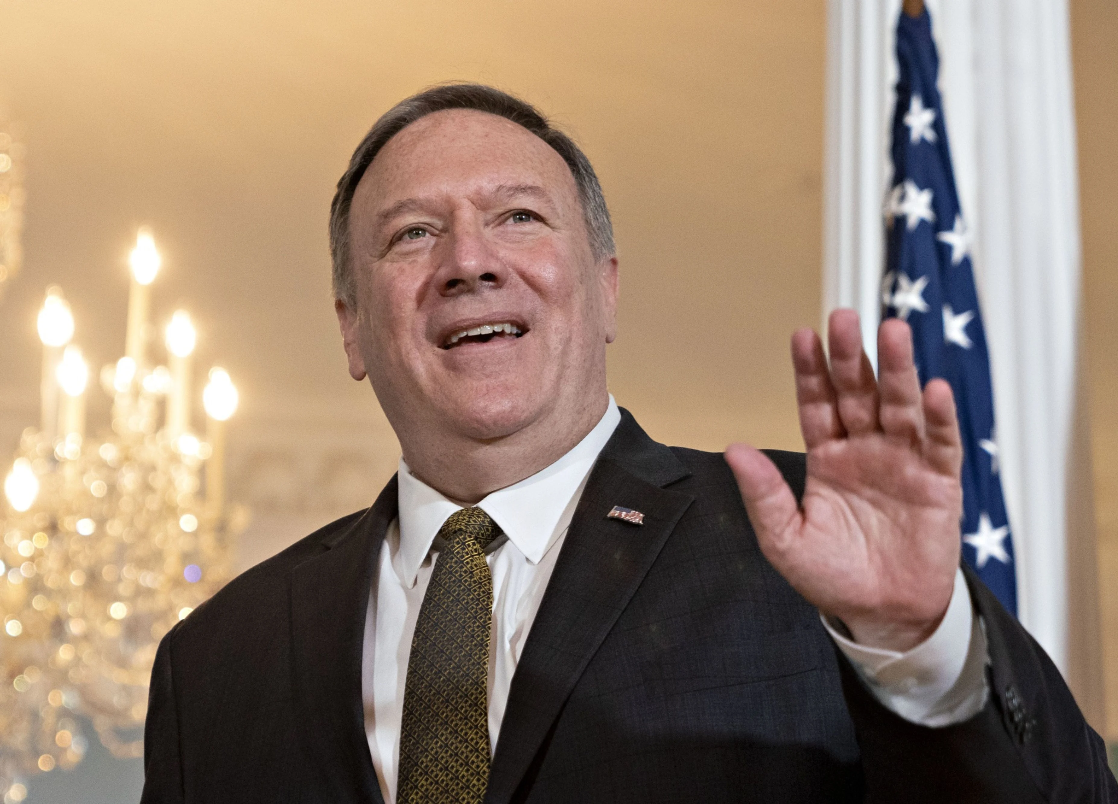 Pompeo Defends Airstrike as Americans Told to Leave Iraq