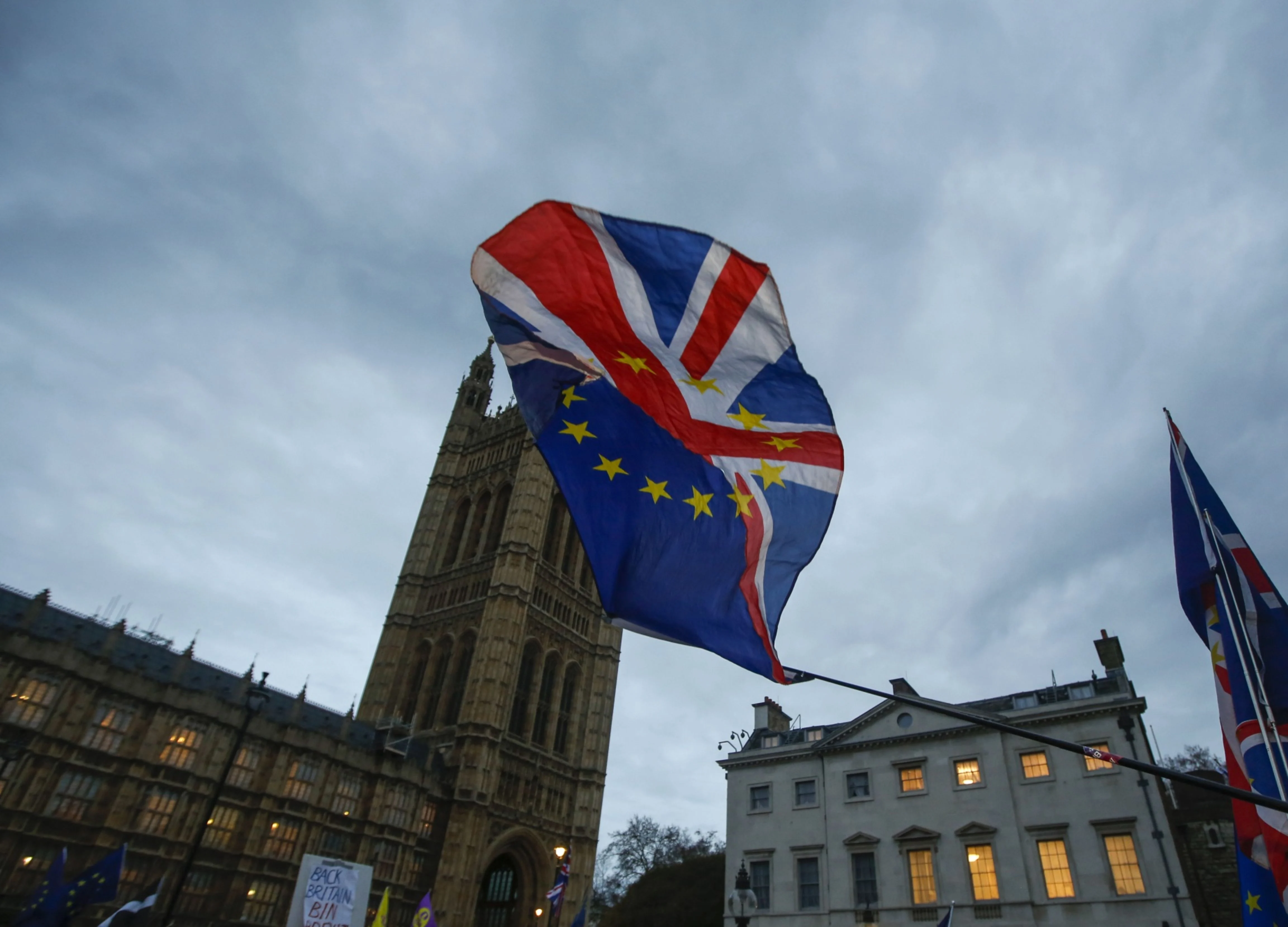 U.K. Fires Broadside at EU Before Start of Post-Brexit Talks
