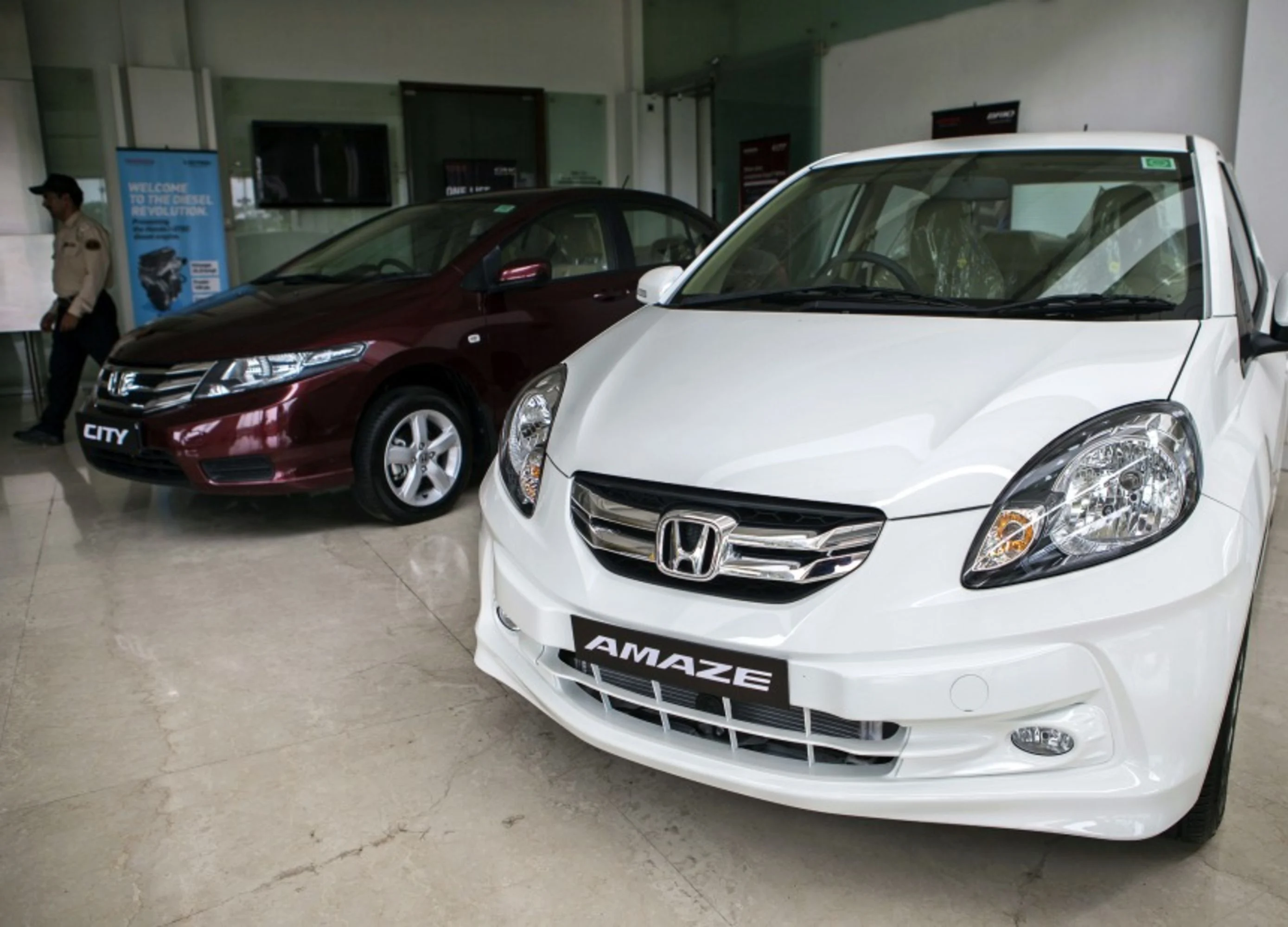 Car Sales In India To Stabilise In 2020 On Back Of Stimulus Measures, Discounts: Moody’s