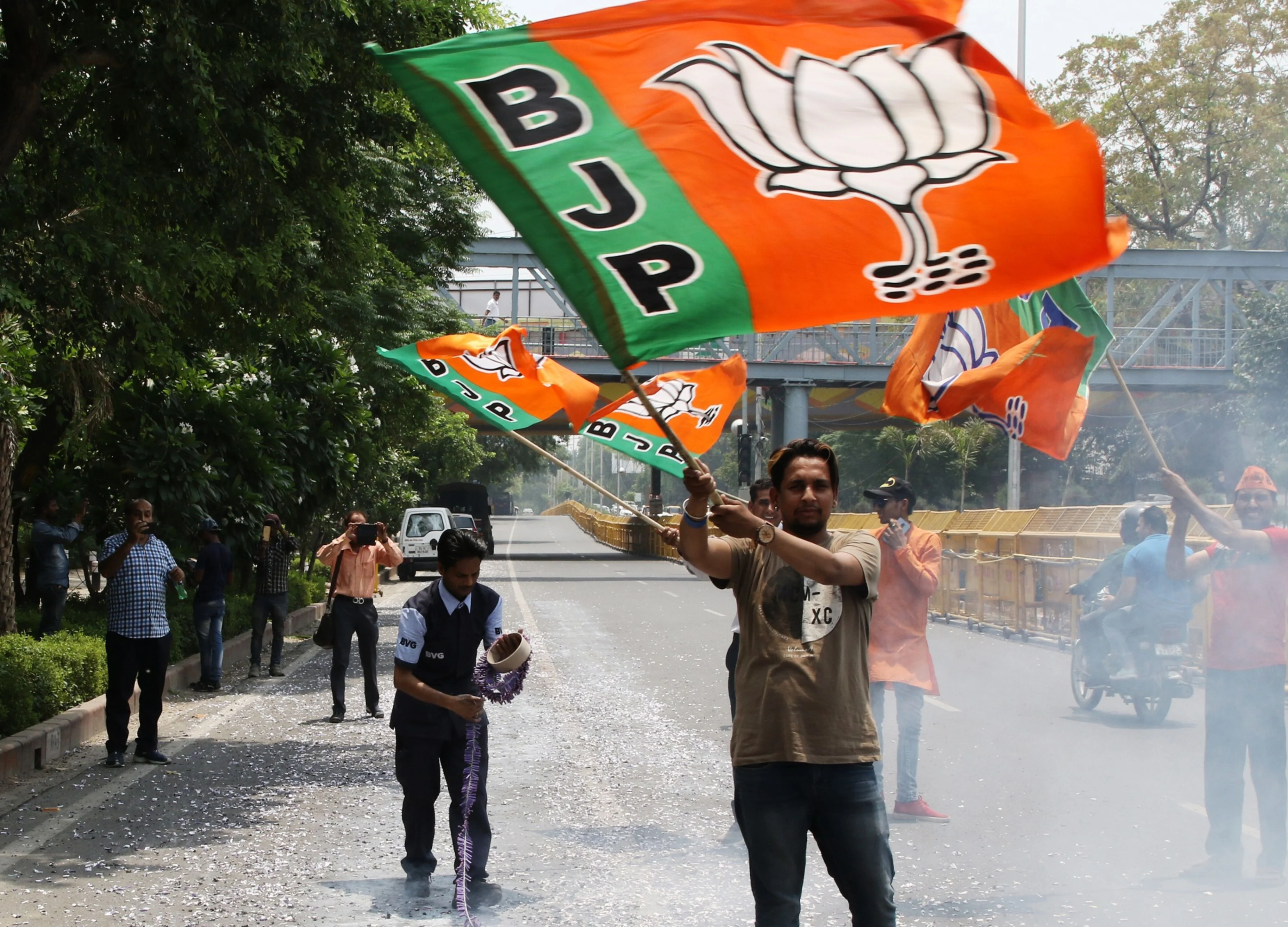 Madhya Pradesh Government In Minority, Hold Trust Vote On Sunday, Demands BJP