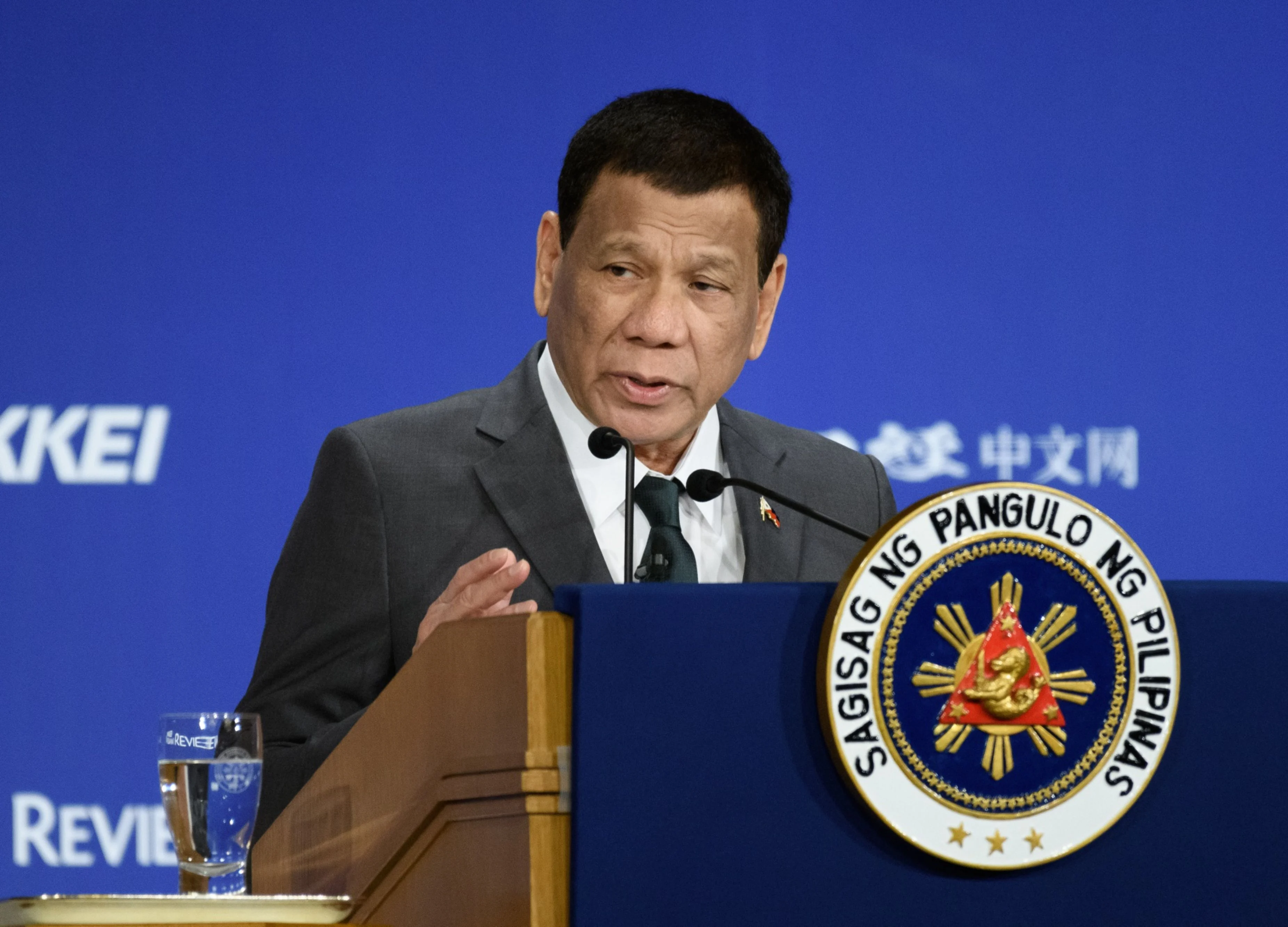 Manila to Enter Month of Lockdown; Curfew Eyed Against Virus