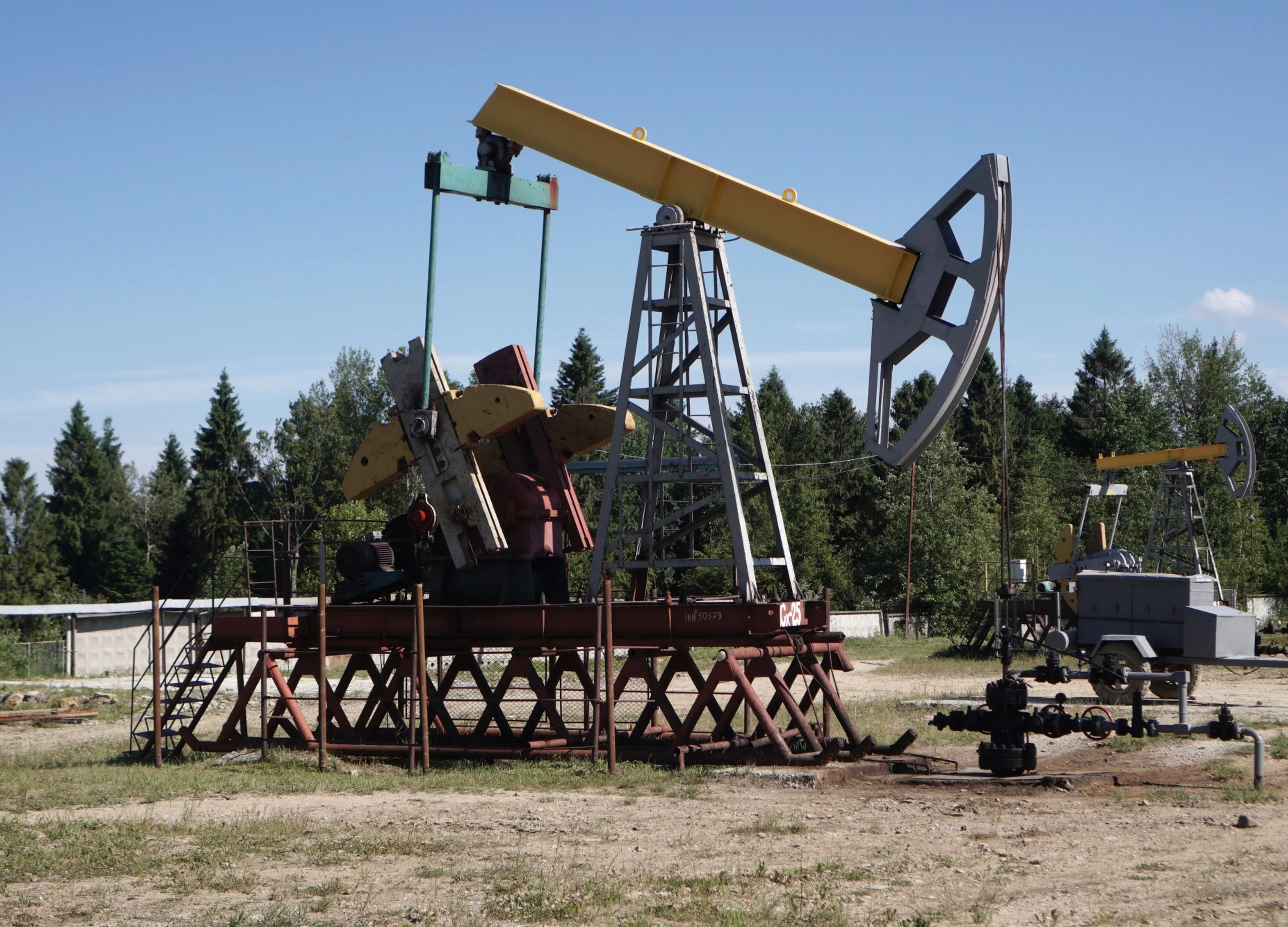 Oil Plunges Most Since 2008 on Unraveling Saudi-Russia Alliance