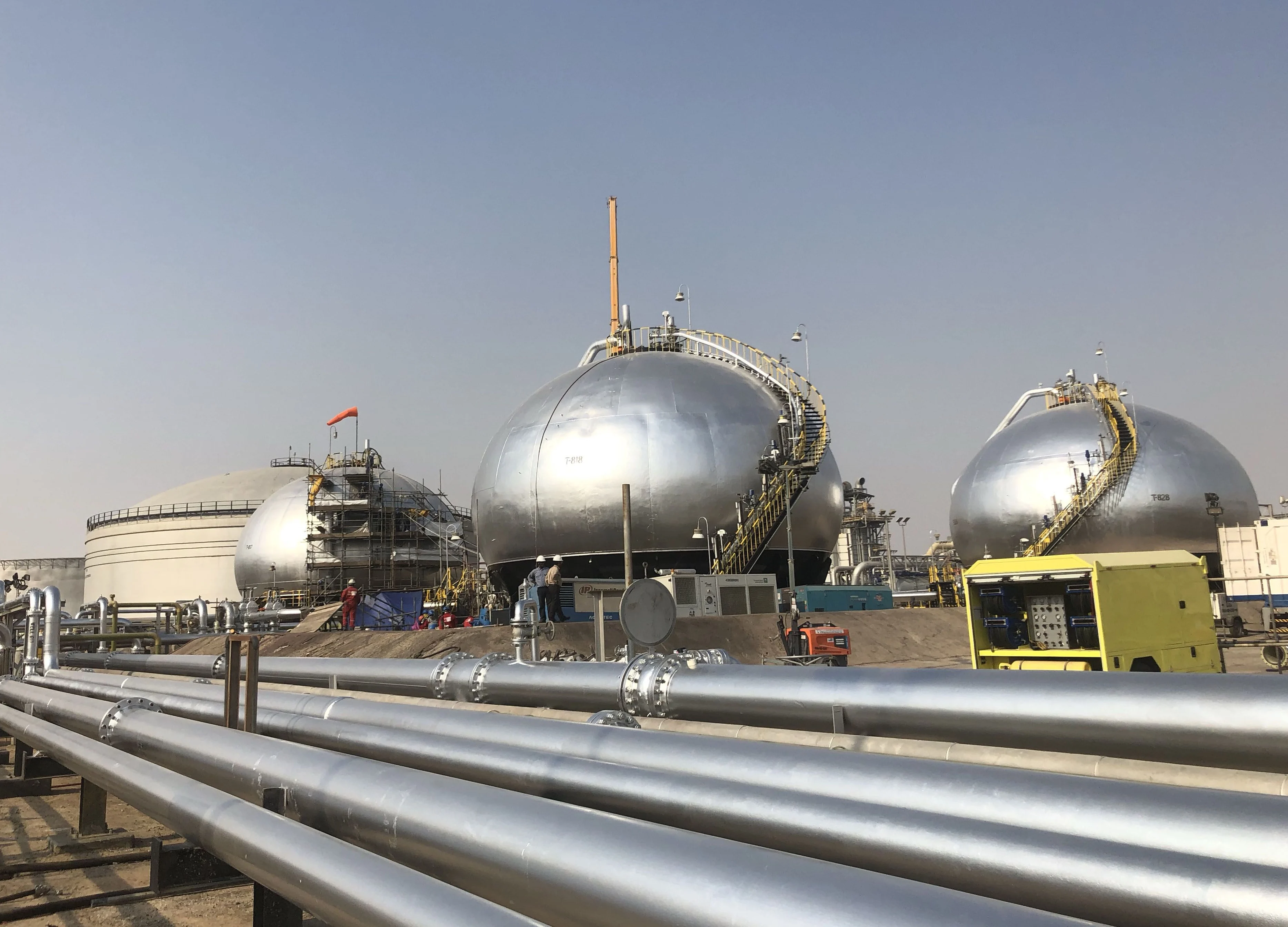 Asia Buyers Lose Out as Saudis Prioritize Oil Sales to Europe