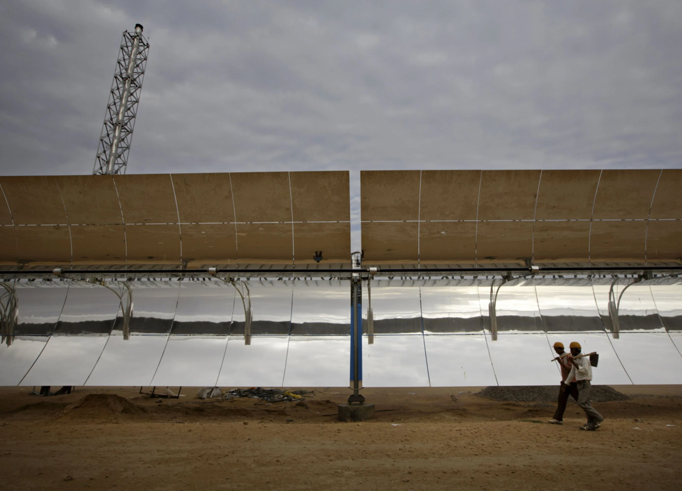 Crude Oil’s Crash Jeopardizes Asia’s Cleaner Fuel Ambitions