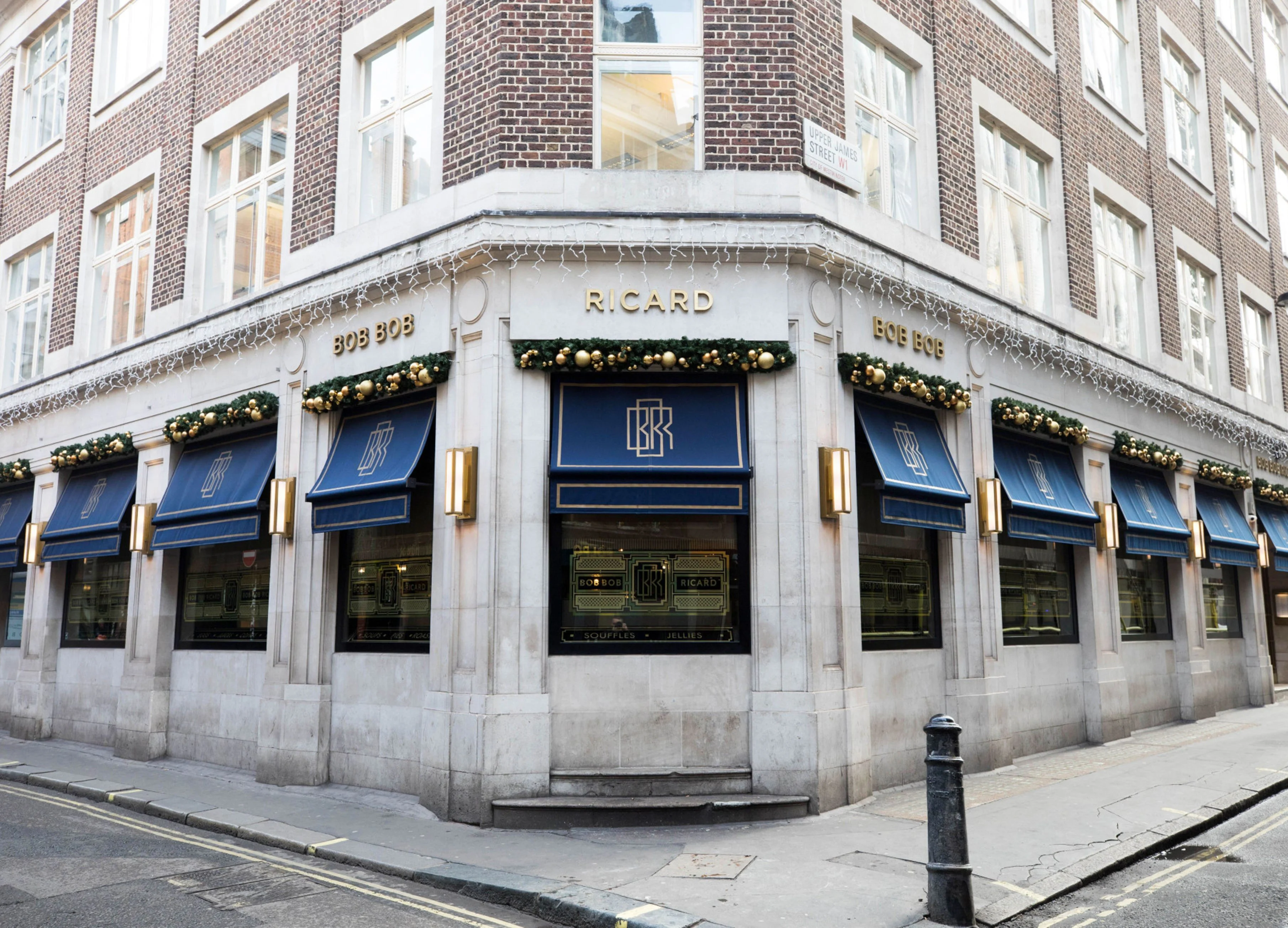 London Restaurants Braced for Further Losses as Coronavirus Bites