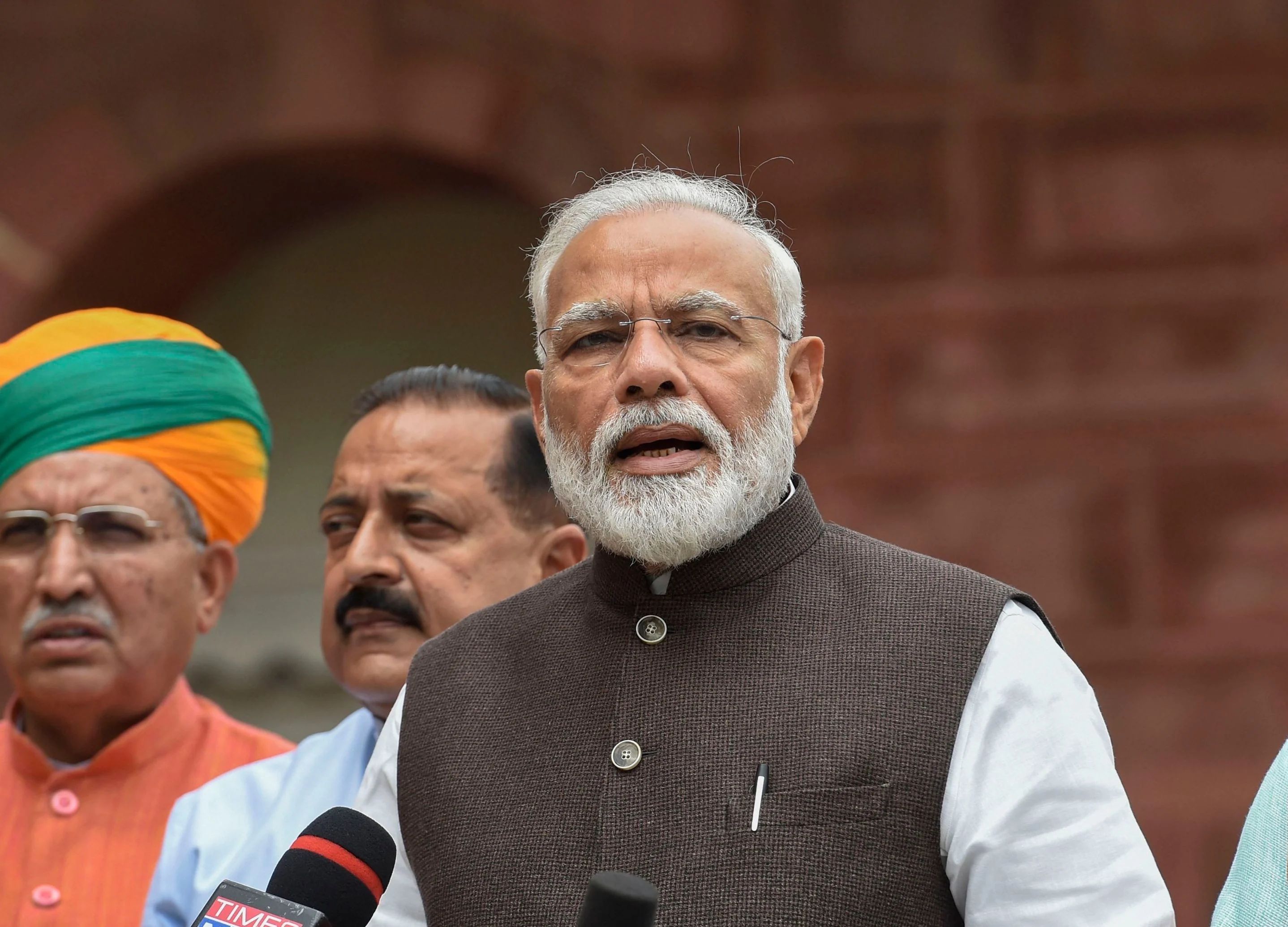 India Goes Under Complete Lockdown For 21 Days