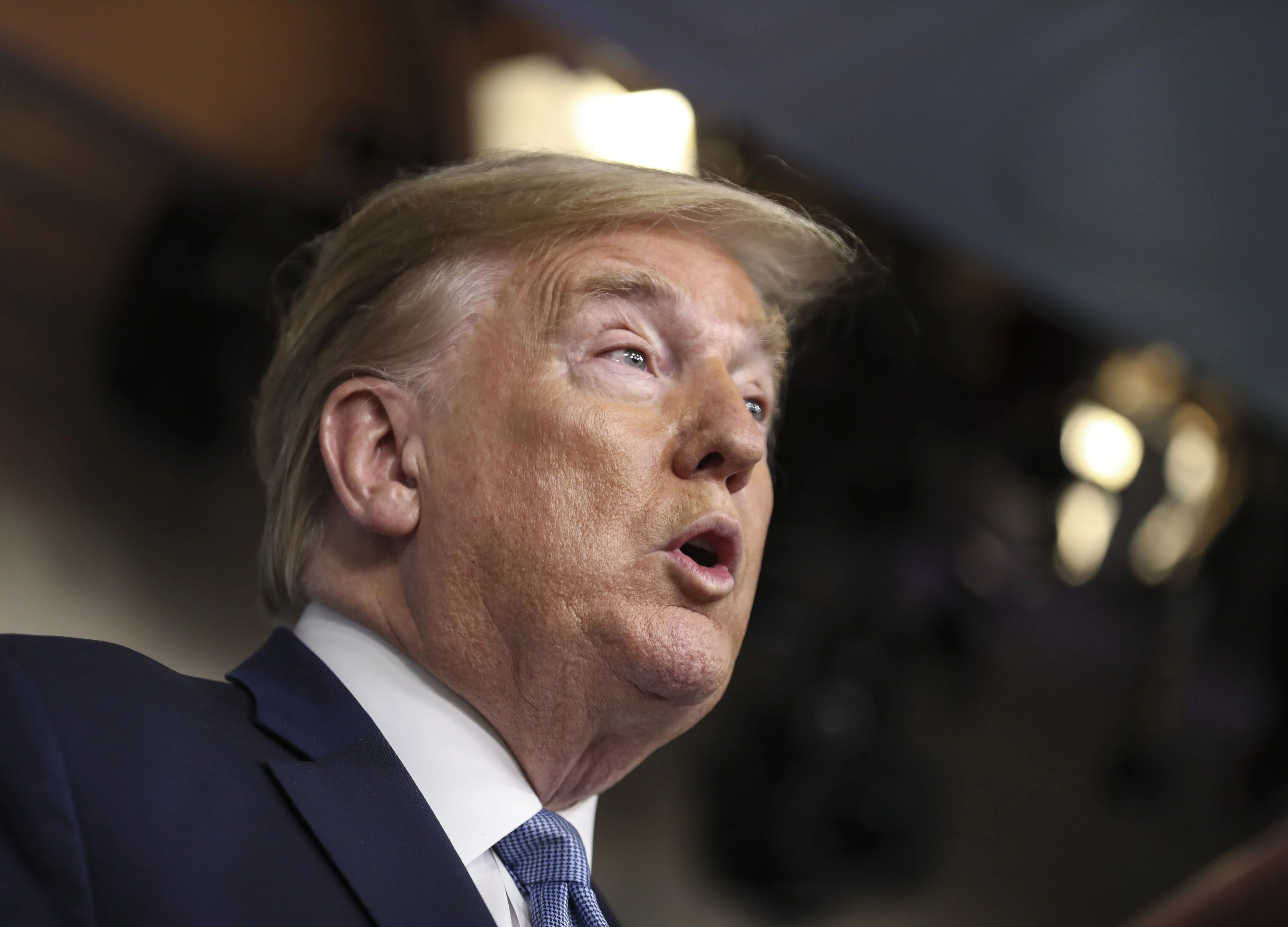 Trump’s New ‘It’s Bad’ Tone on Virus Doesn’t Stop Market Rout