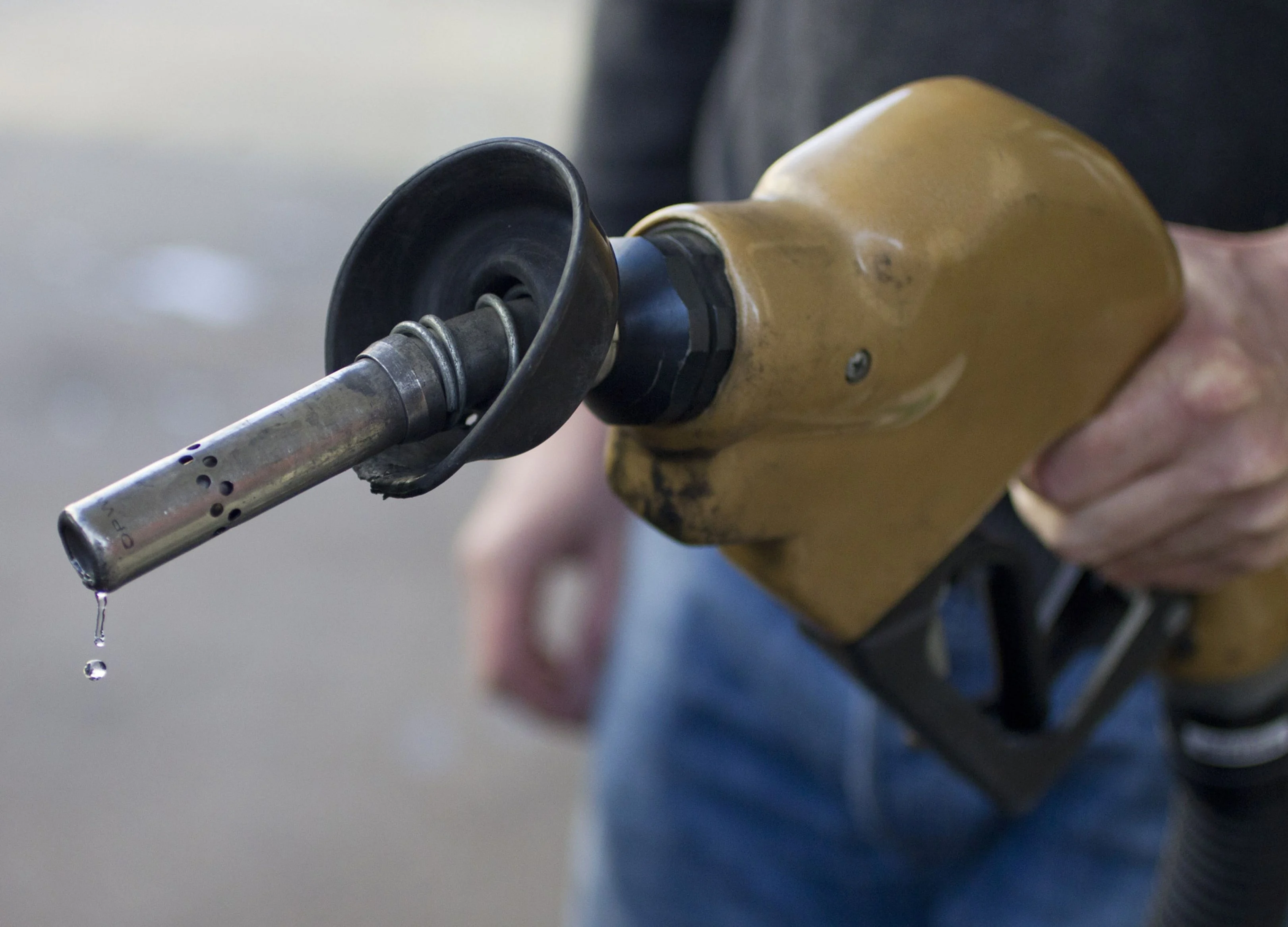 Oil Shock Unmasks Fragile Mideast Trio With Bahrain Most Exposed