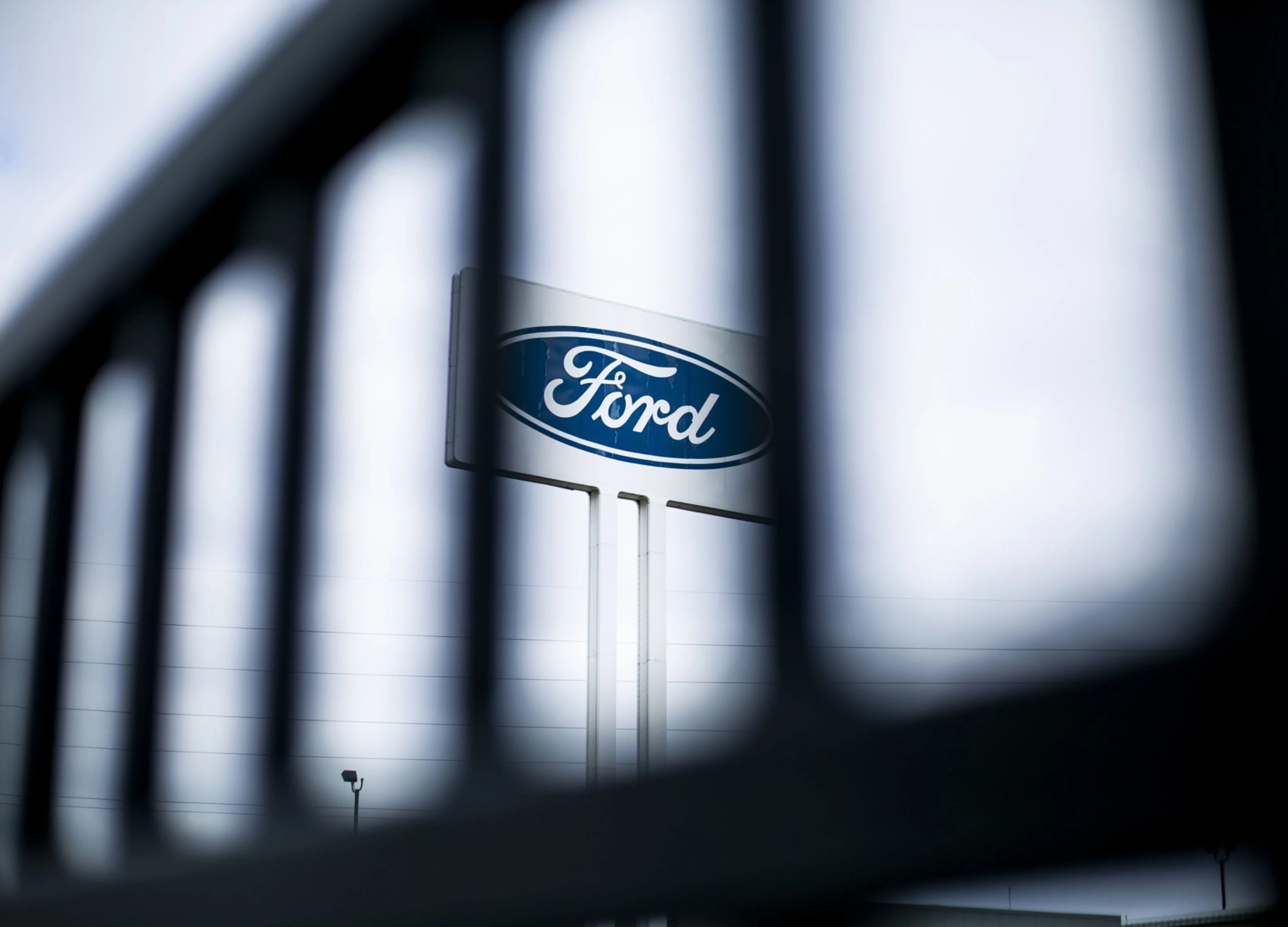 Ford Becomes Largest Fallen Angel After S&P’s Cut to Junk