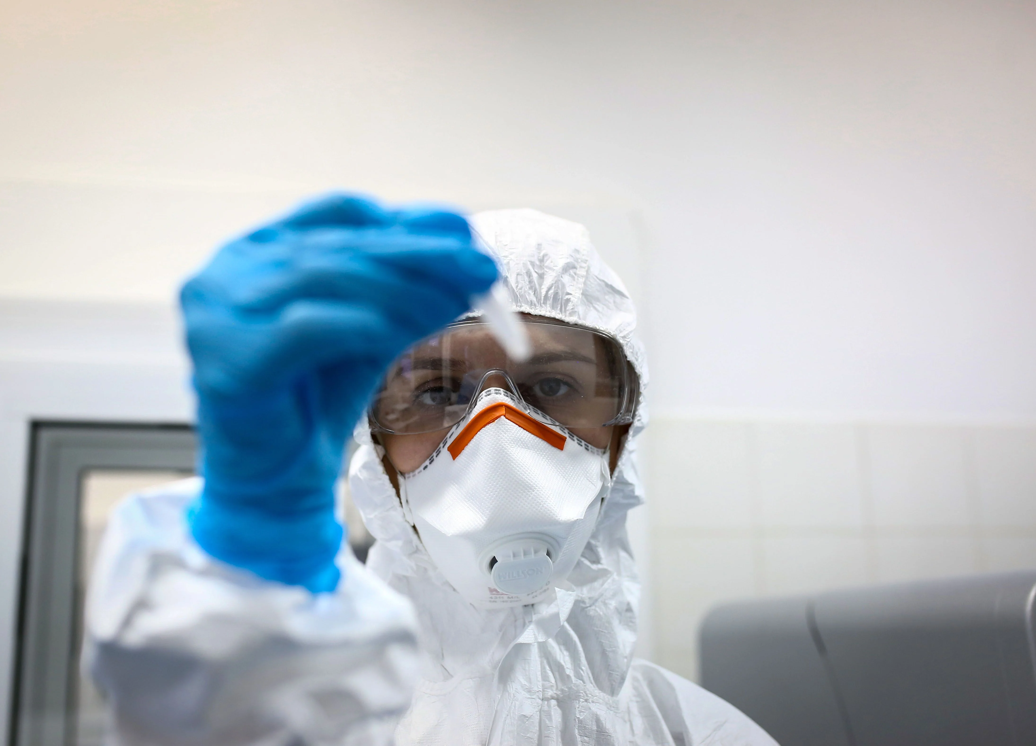 Early Coronavirus Drug Trials Yield Mixed Results