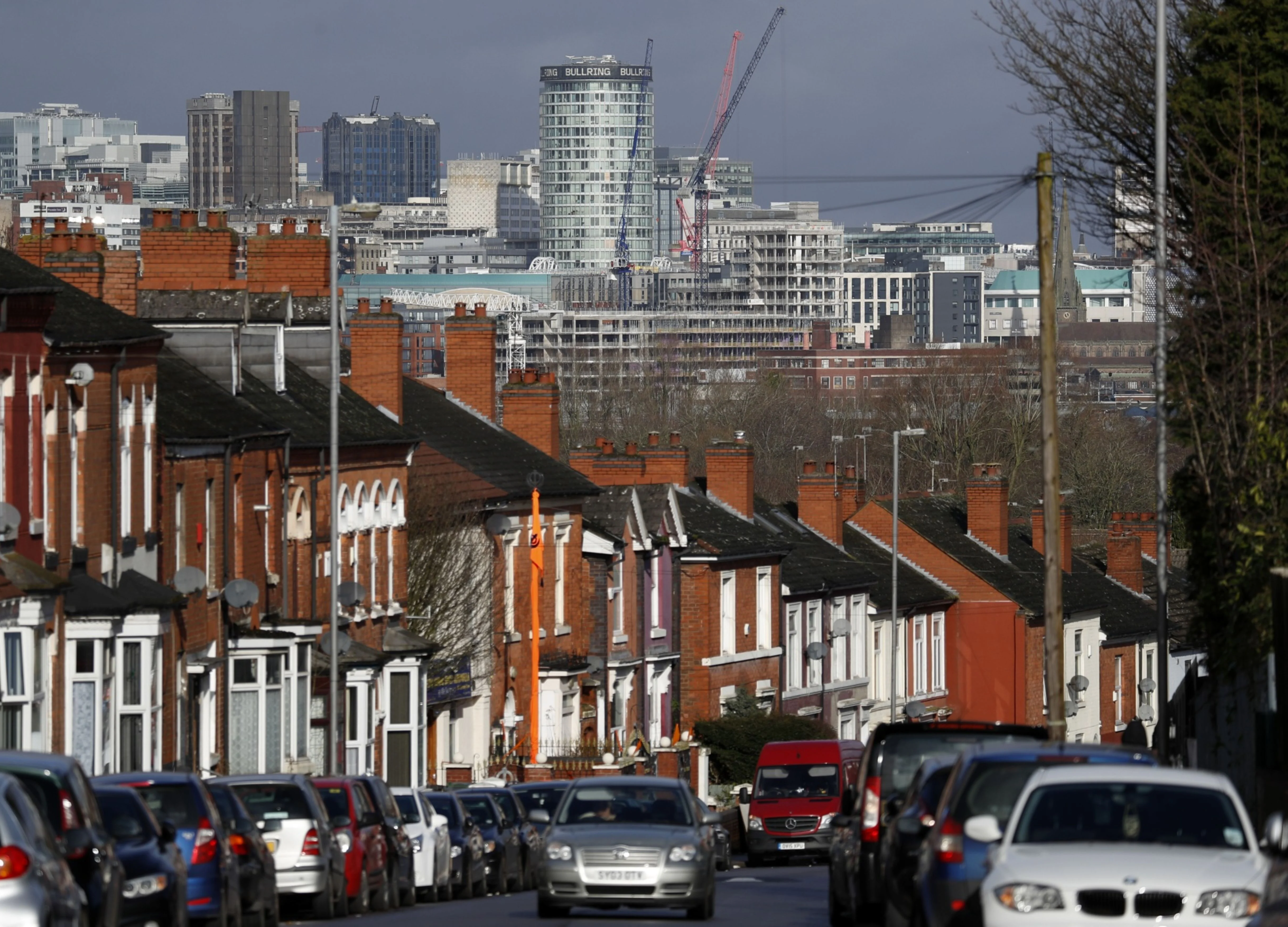 U.K. House Sales Set to Plunge 60% on Coronavirus Lockdown Impact