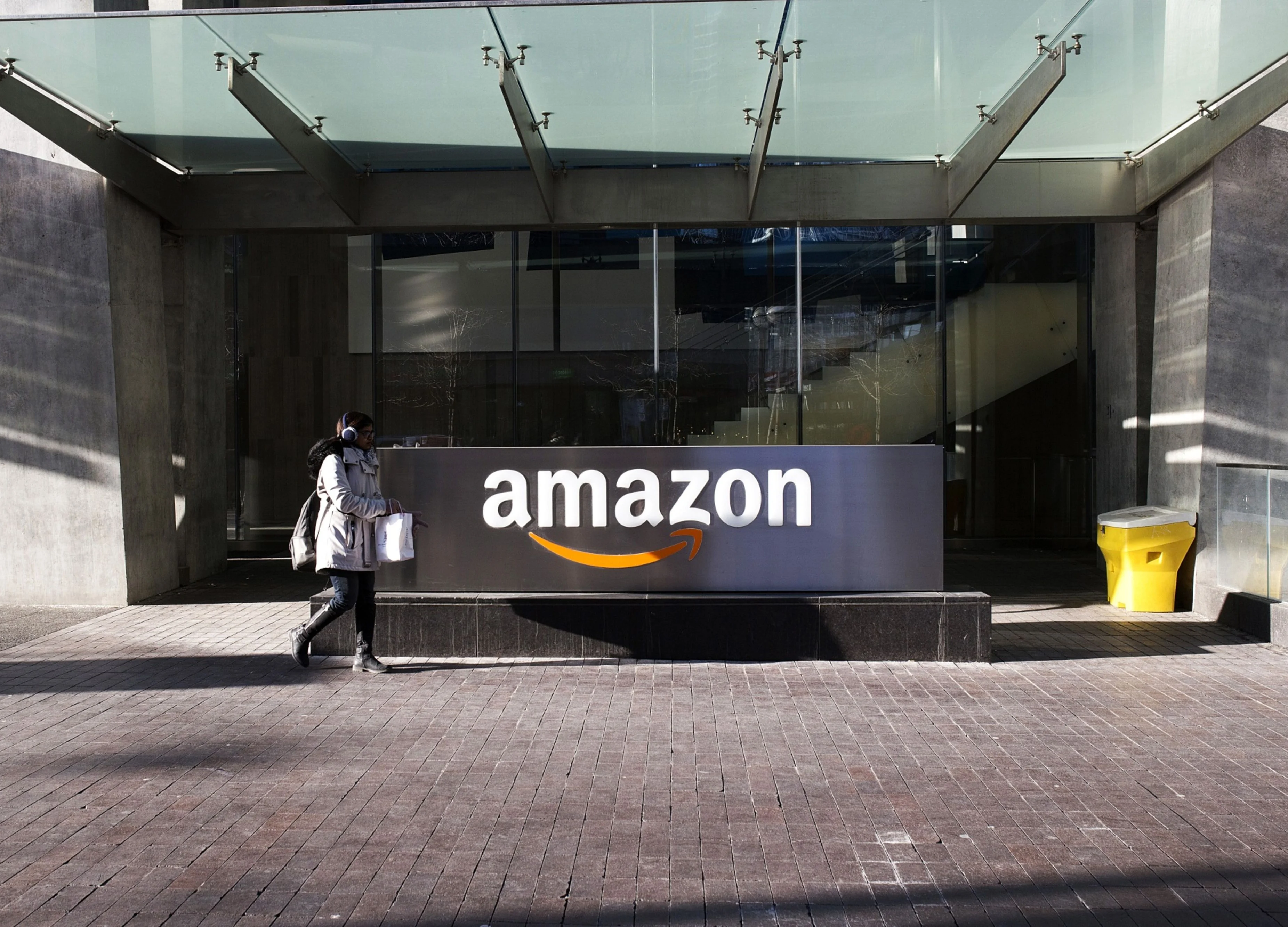 Amazon Leasing Offices in New Vancouver Tower Alongside Apple