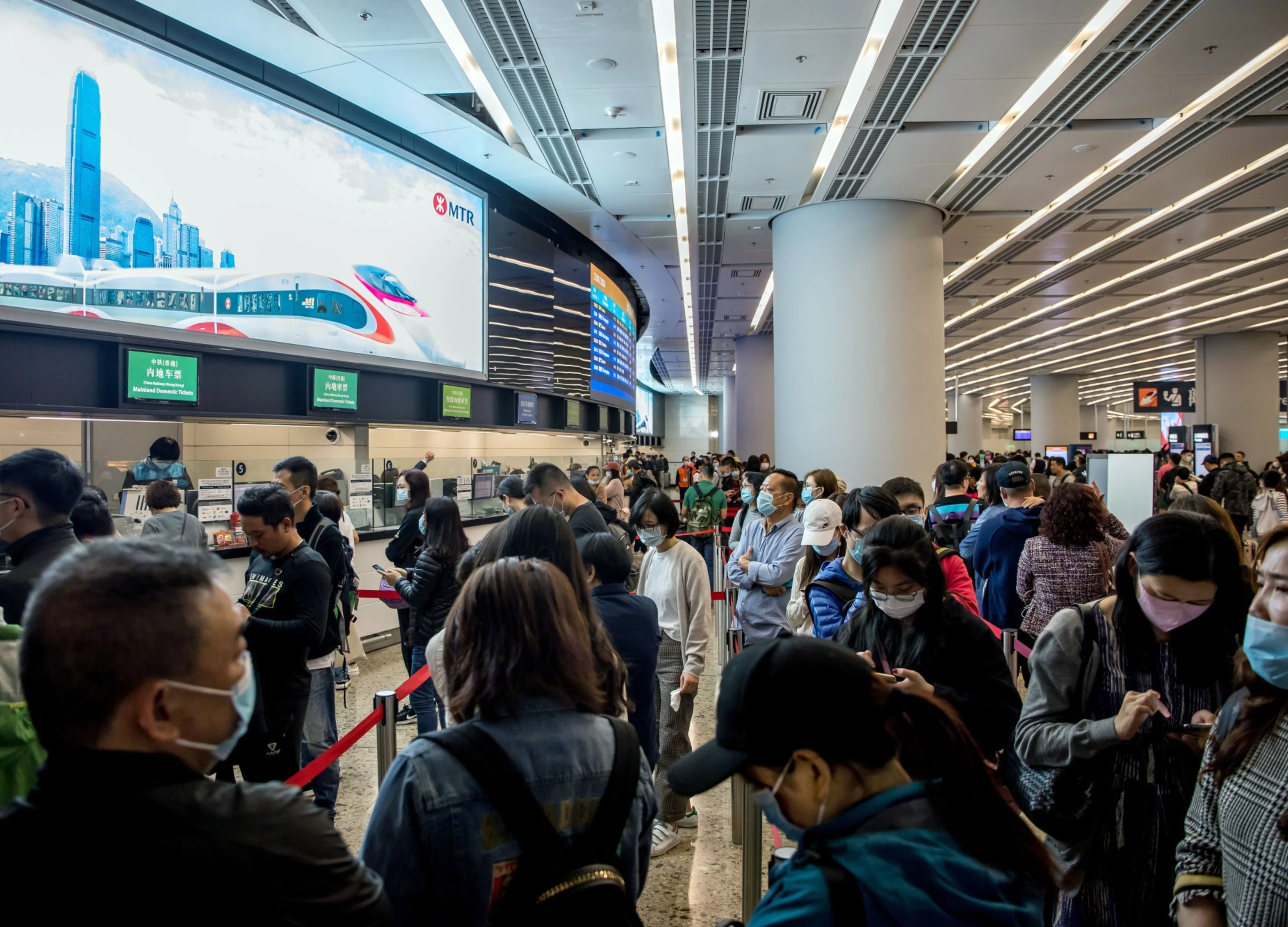 Travelers Face Losses for Cancelations—and Great Bargains for the Brave