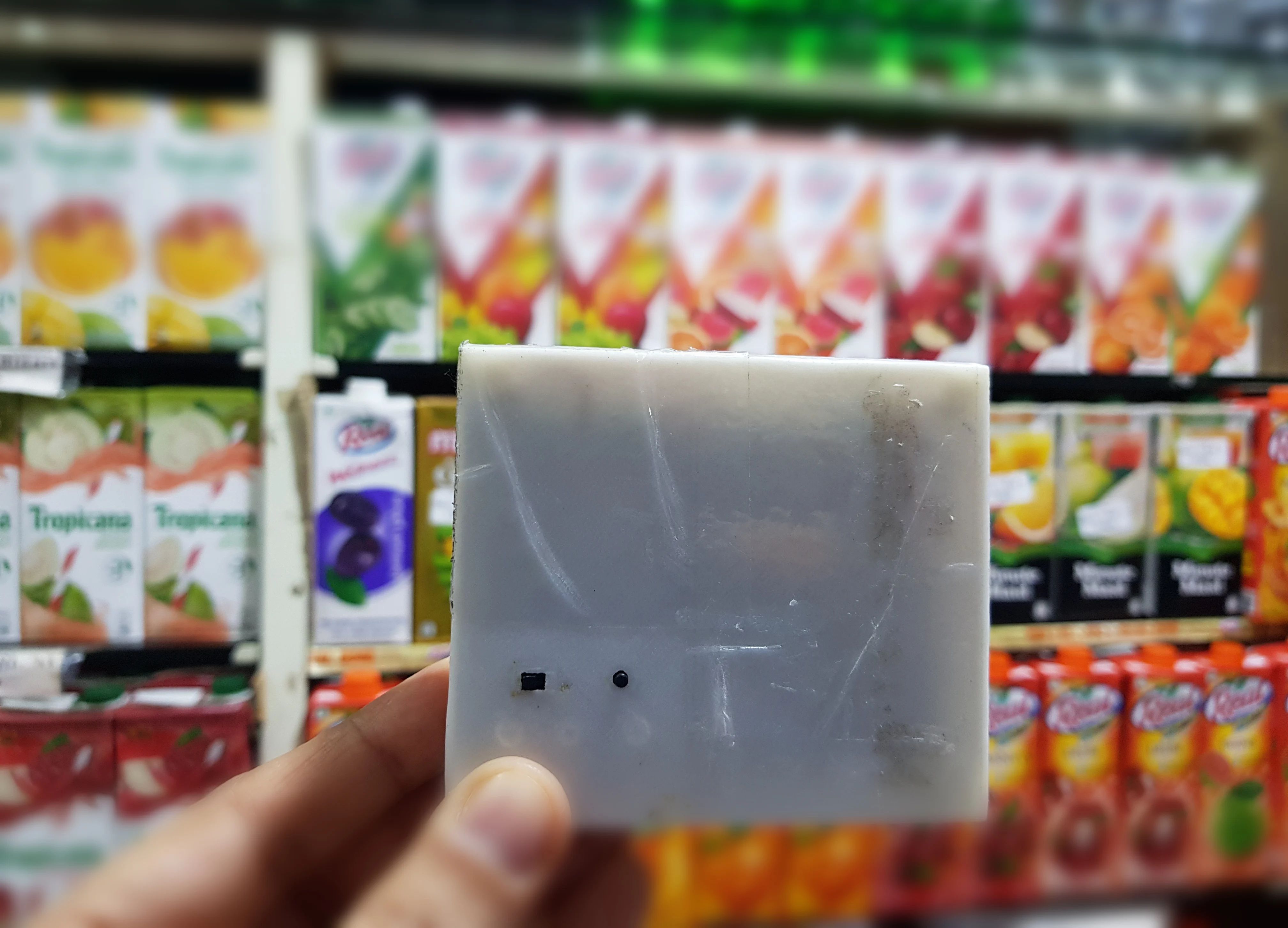 Startup Street: This Plug-And-Play Device Helps Small Retail Stores Go Online