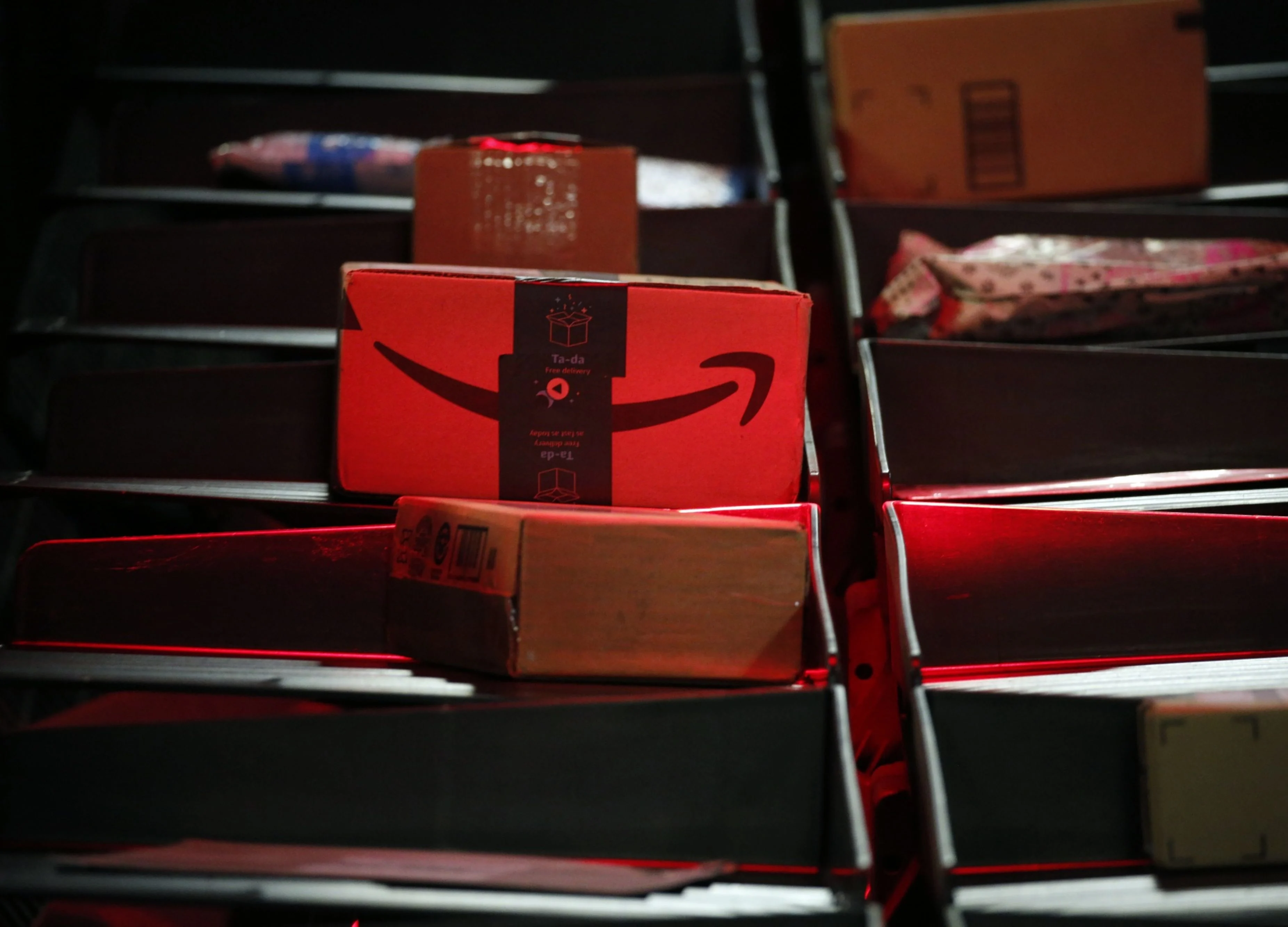 Amazon Says Kentucky Governor Ordered Idling of Returns Facility
