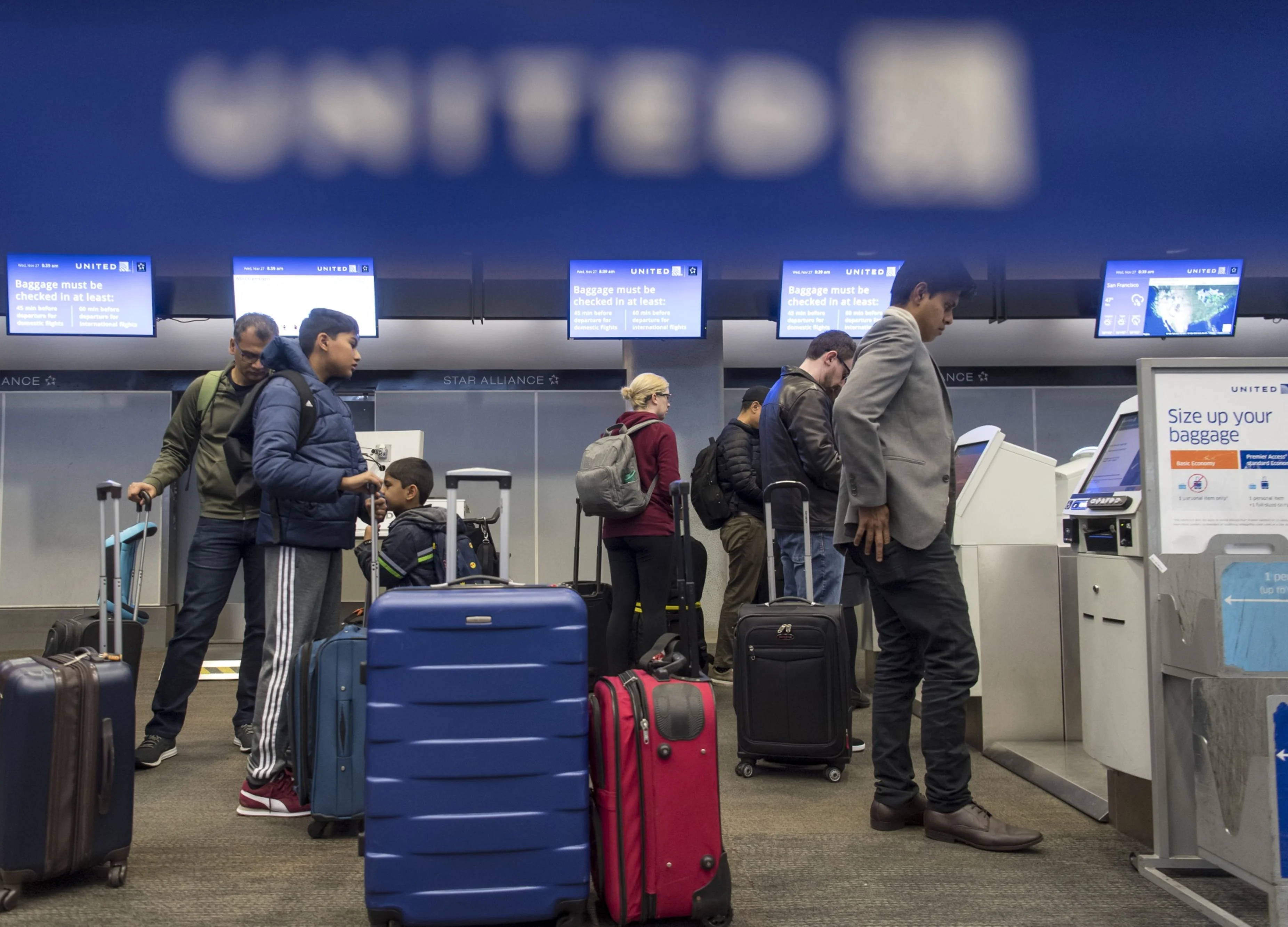 United Air Waives Change Fees in March on Coronavirus Fear