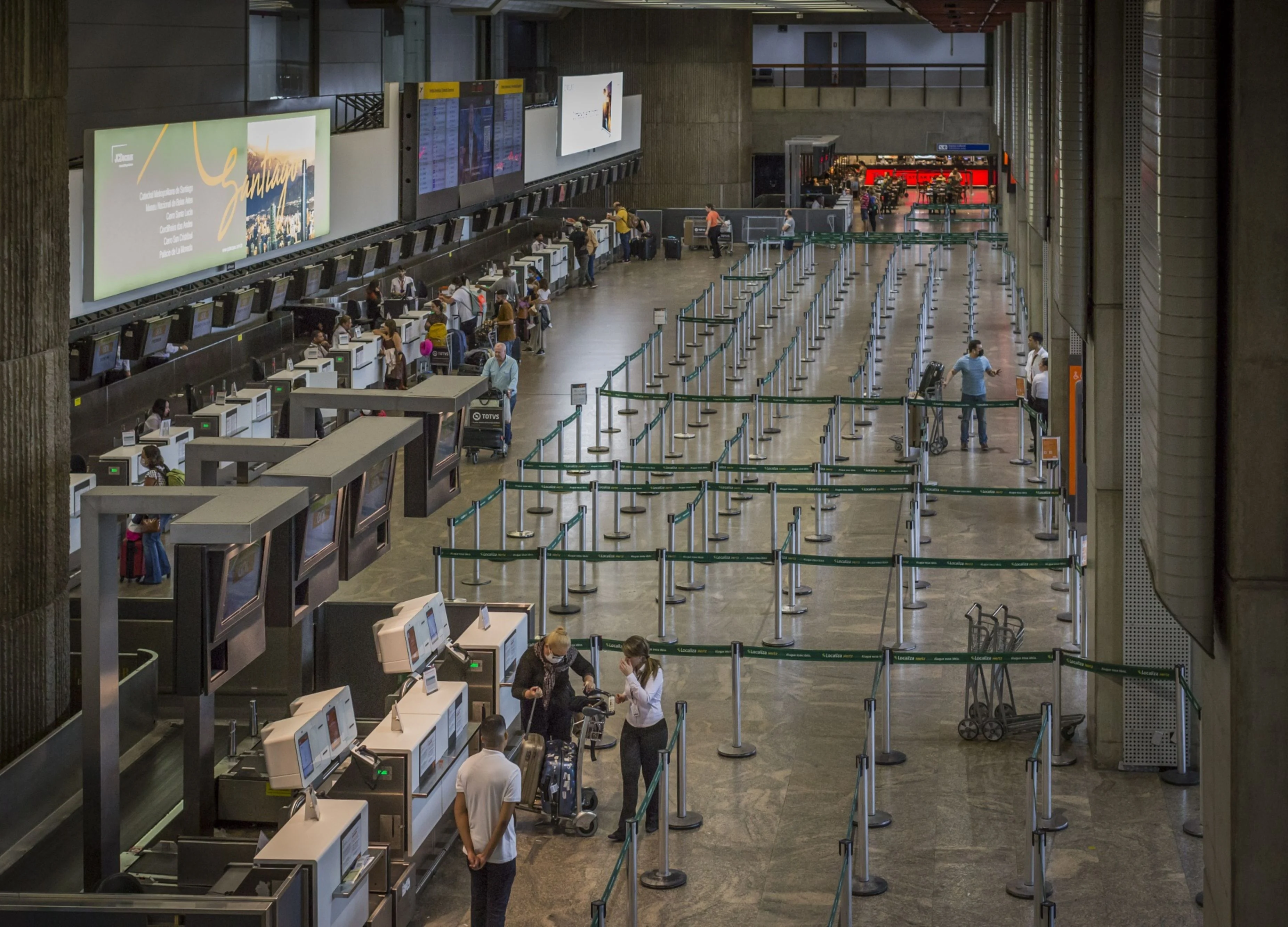 IndiGo, SpiceJet Stare At Rs 7,000 Crore Hit From Covid-19 Shutdowns
