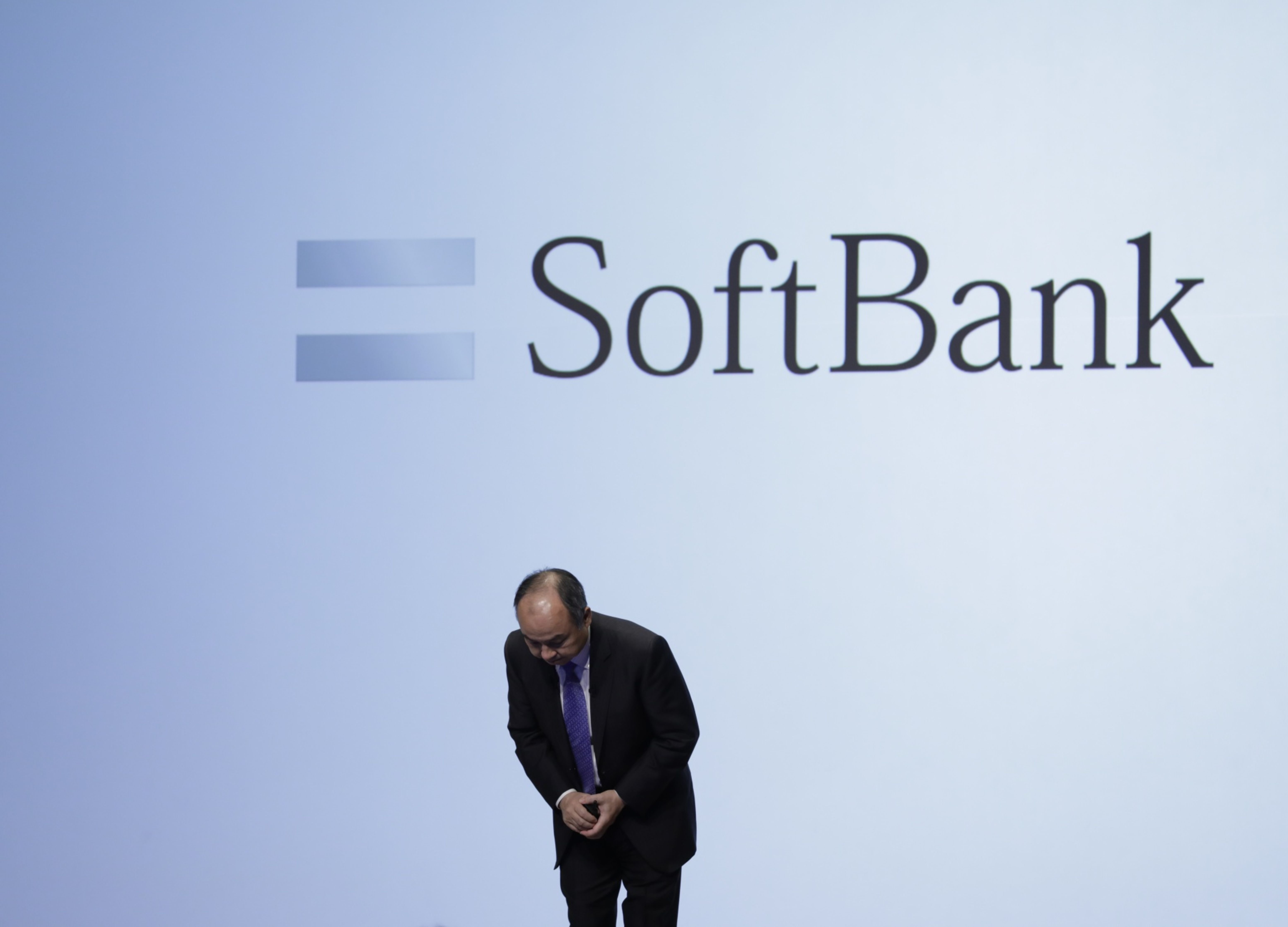 SoftBank CEO Faces Tougher Questions in U.S. After Market Plunge