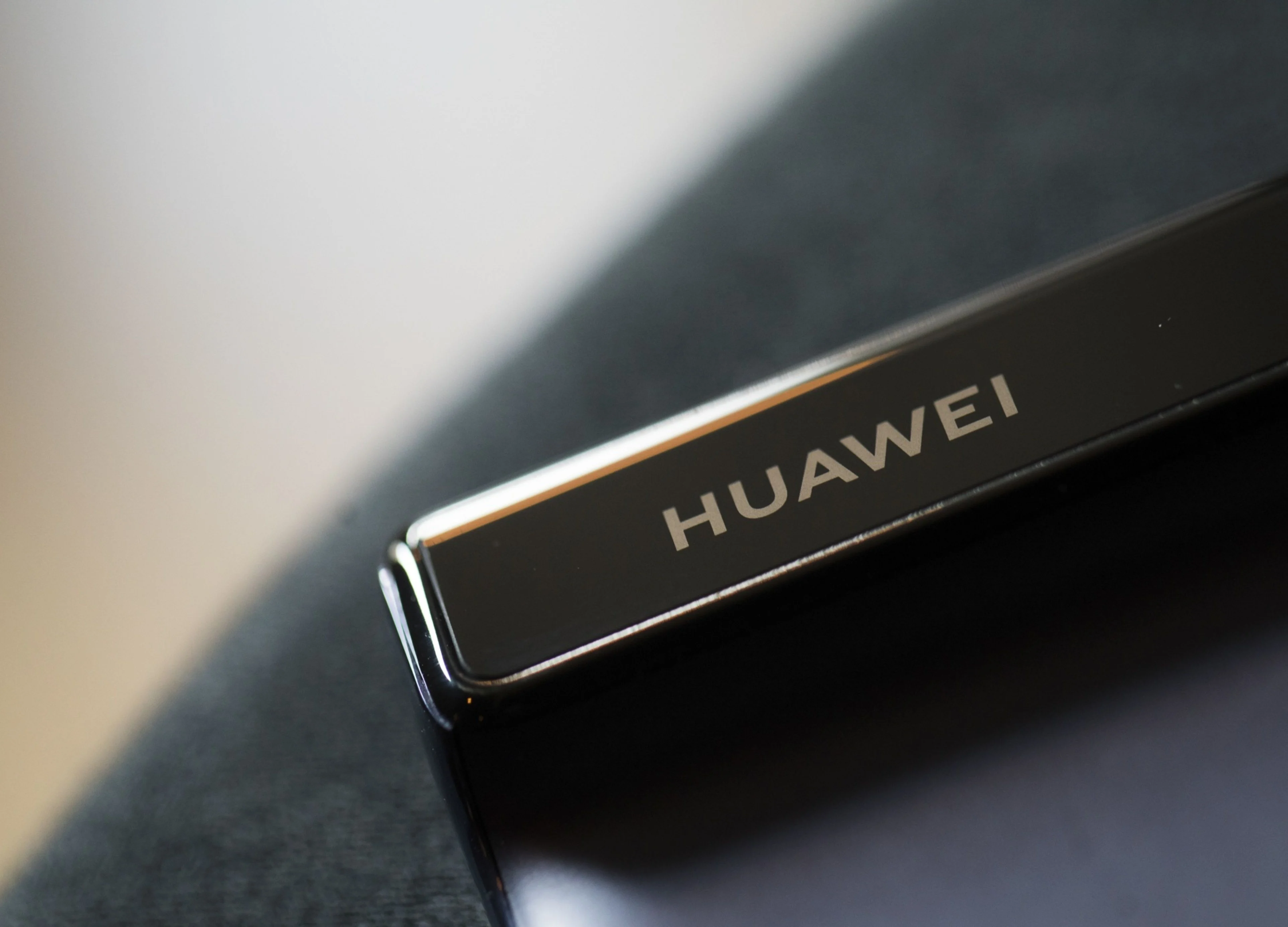 Huawei Pleads Not Guilty to Racketeering in Beefed-Up U.S. Case