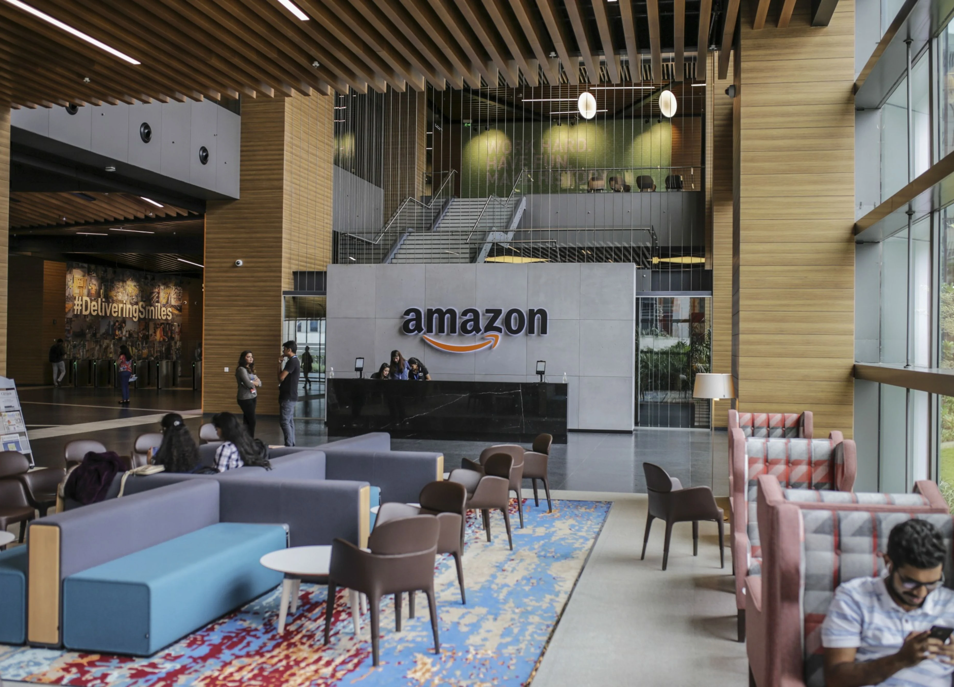 Amazon Really Wants Japanese Music Fans to Stop Buying CDs