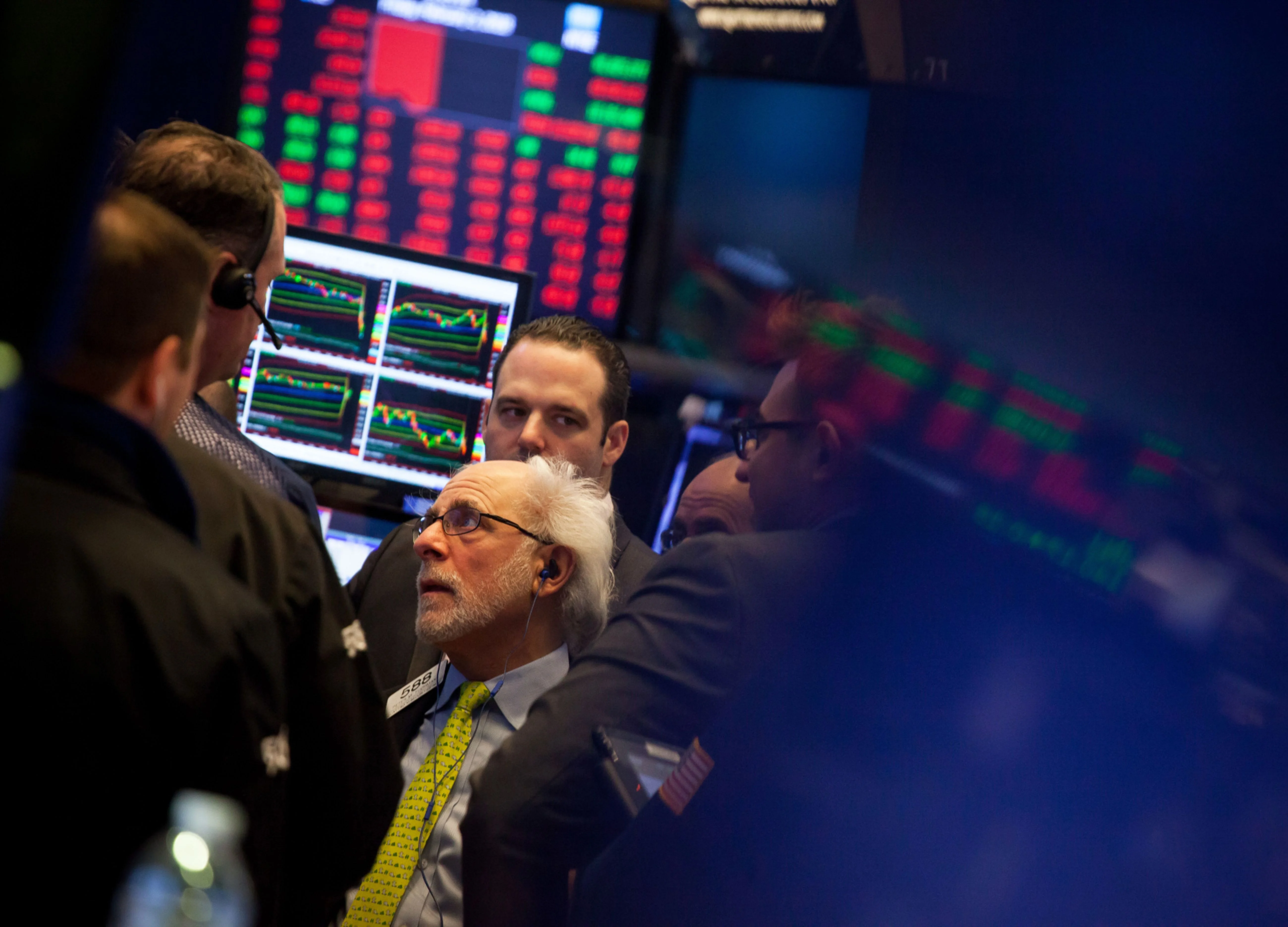 Bond Markets on Red Alert for Policy Action After Historic Week