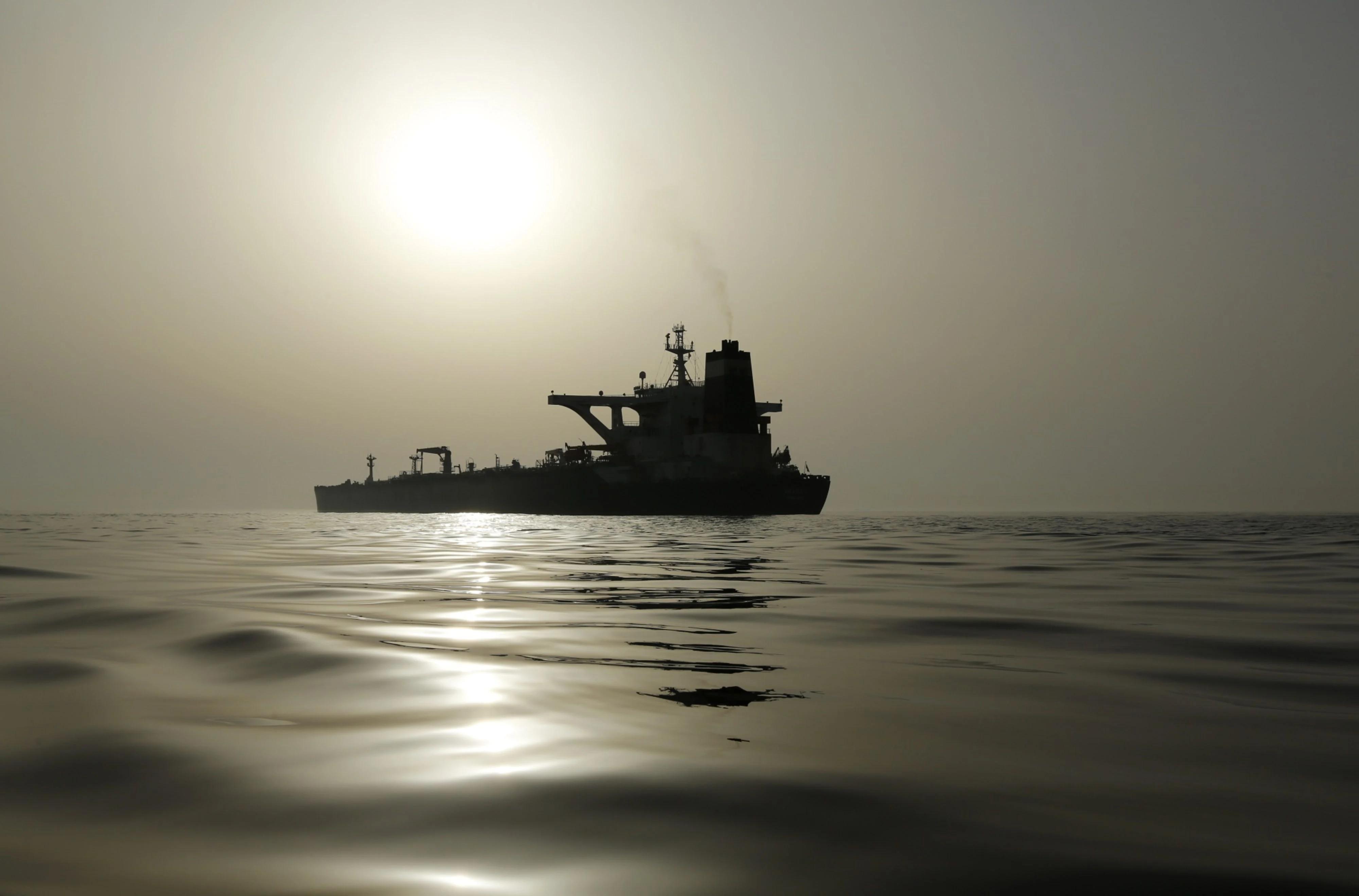 Oil’s 24% Plunge in a Day Signals No End in Sight for Meltdown