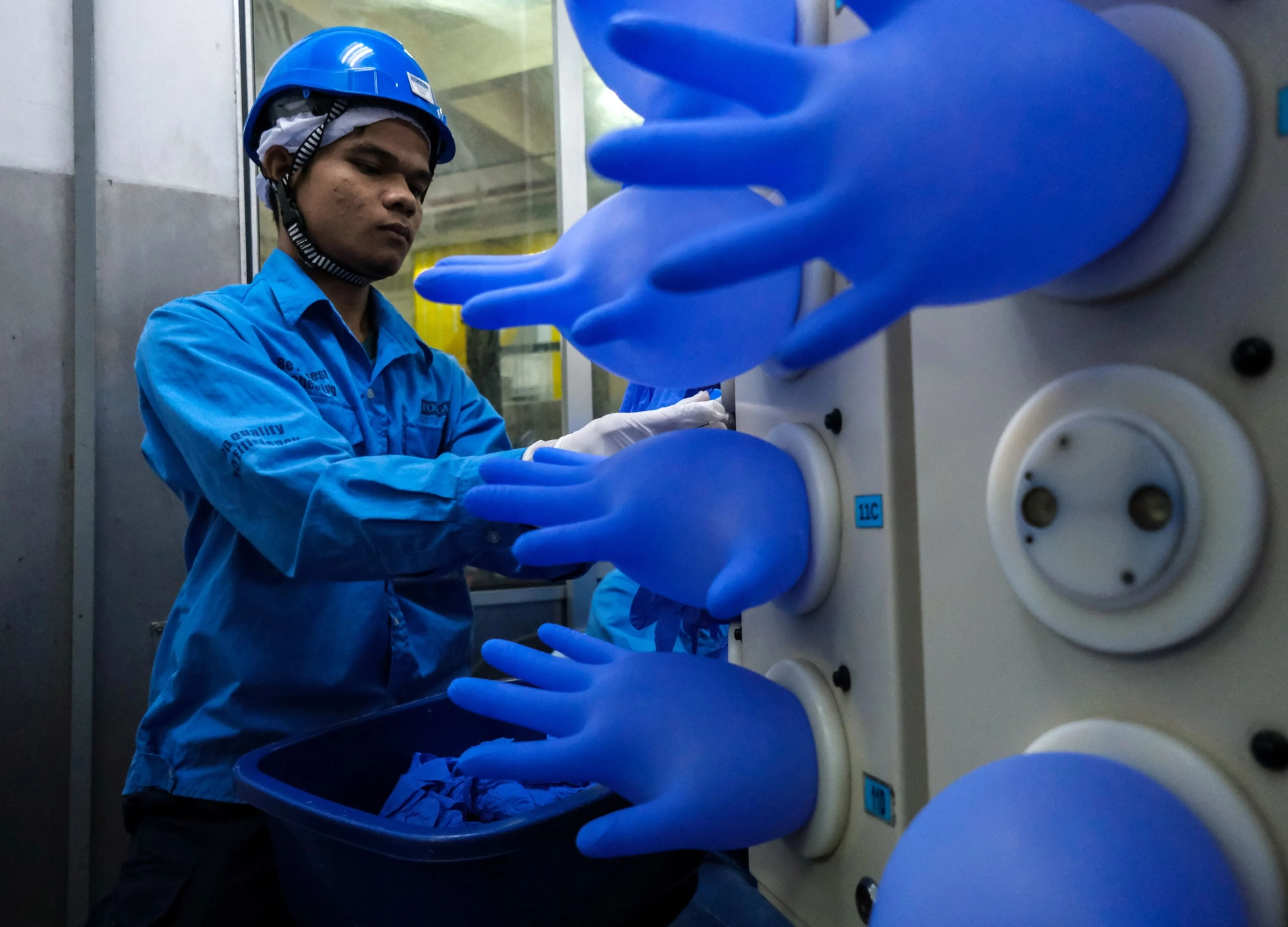 Now The World’s Hospitals Are Running Out of Vital Rubber Gloves
