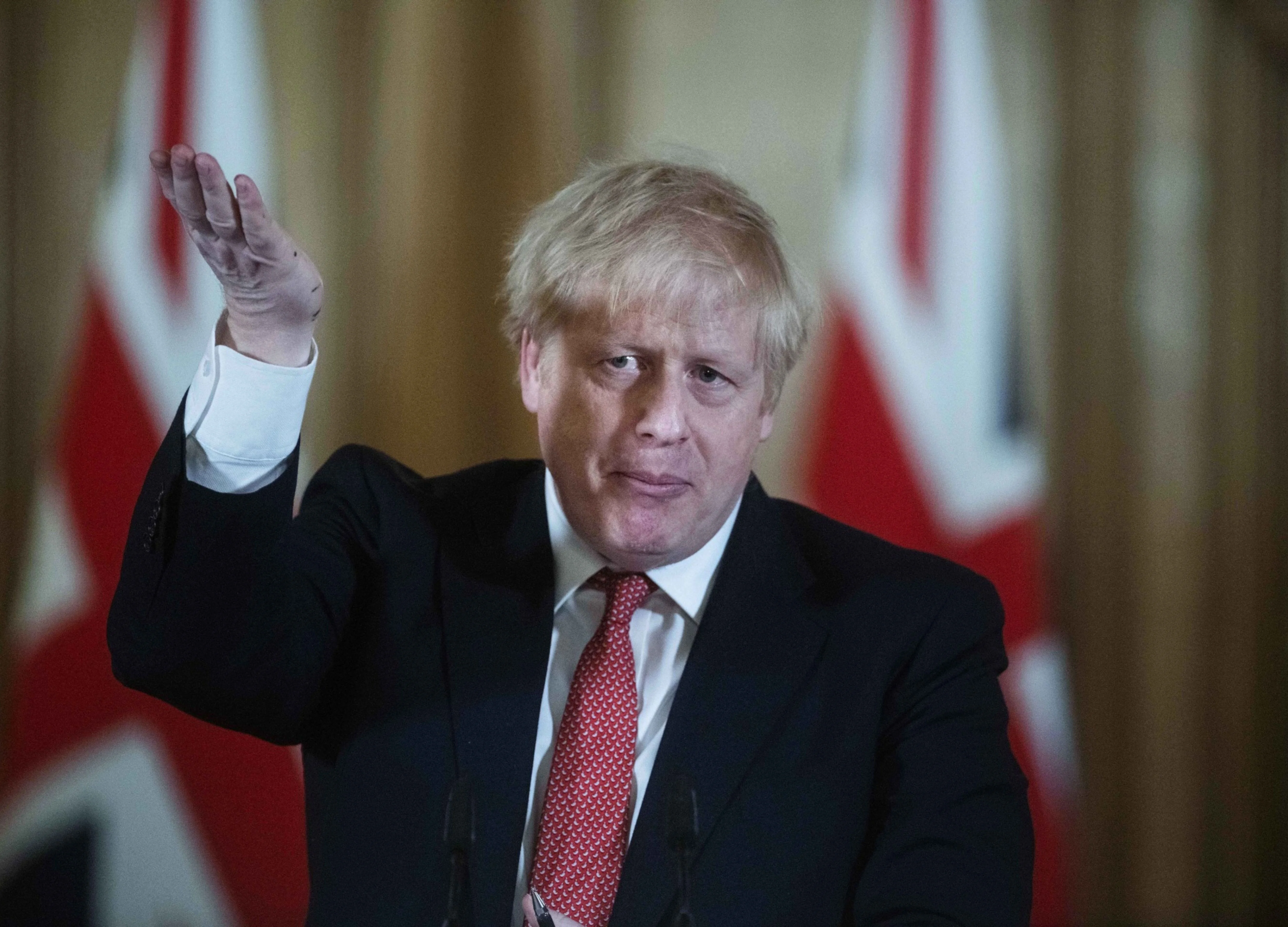 Pressure Builds on Boris Johnson Over the U.K.’s Lag in Virus Testing