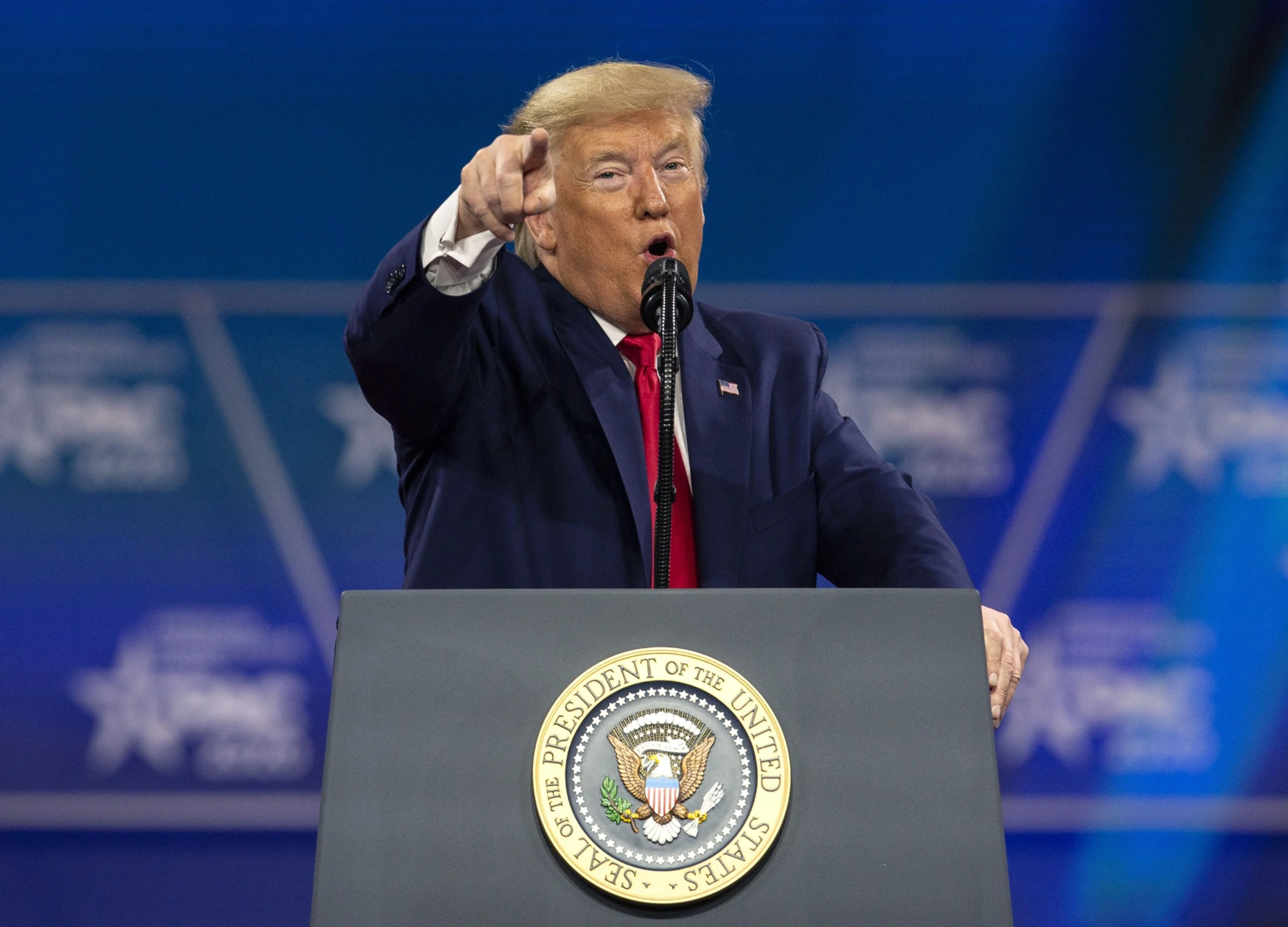Trump Blames Obama Decision for Coronavirus Test Kit Shortage
