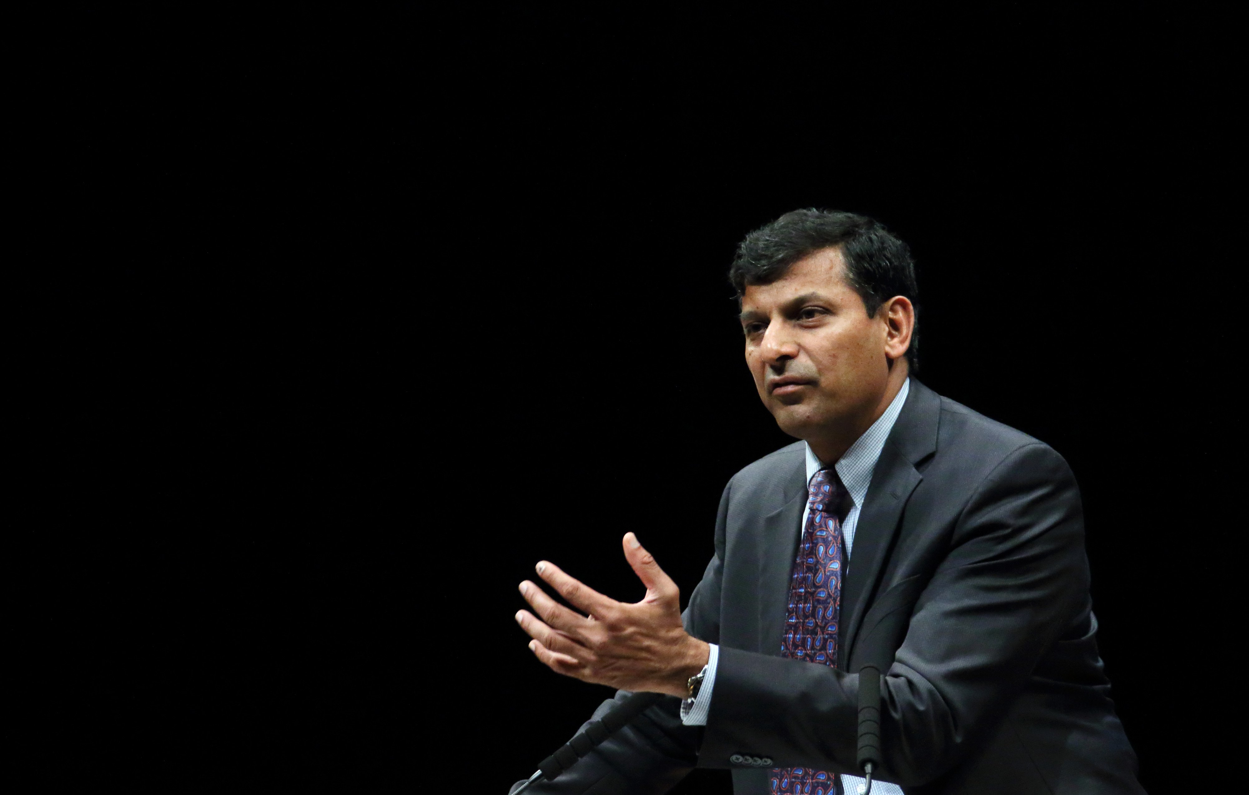 Raghuram Rajan Says Stop Blaming Global Slowdown, Look Inwards For Why India's Struggling - BloombergQuint