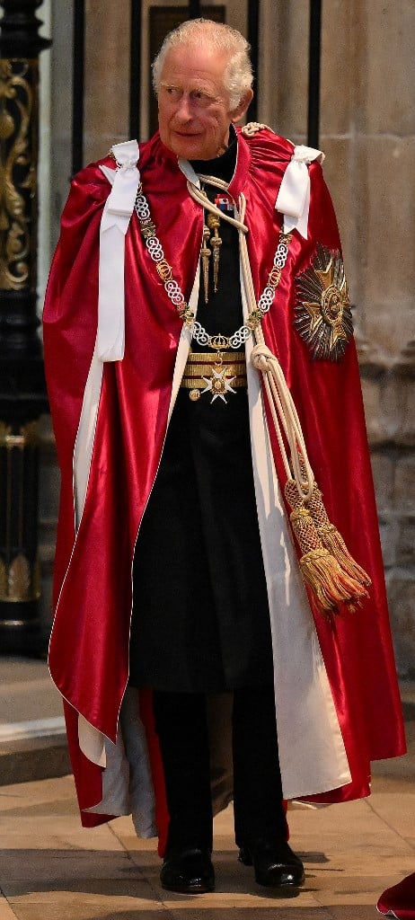 ‘God save the king!’
