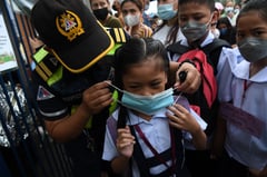 Binay to DoH: Learn from Covid-19 to manage ‘walking pneumonia’