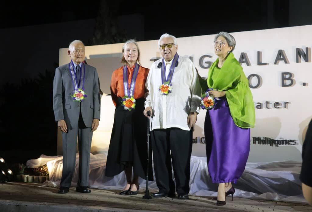 (L-R) Unboxing the new theater with CCP Board of Trustees Chairman Jaime C. Laya, CCP President Margie Moran-Floirendo, benefactor Ignacio B. Gimenez and guest Irene Marcos-Araneta