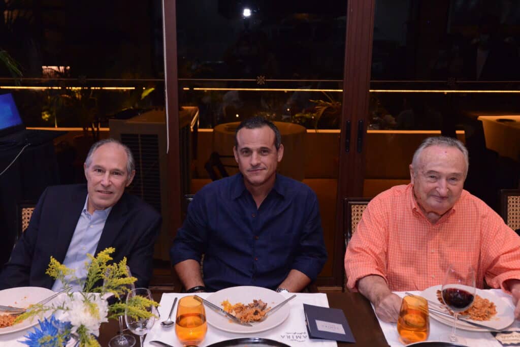 <em>(FROM left)</em> Pedro O. Roxas, founder of Fundacion Santiago and chairperson of Roxas and Company, Inc.; Santiago R. Elizalde, Pres/CEO of Roxaco Land Corporation; and Francisco Elizalde.