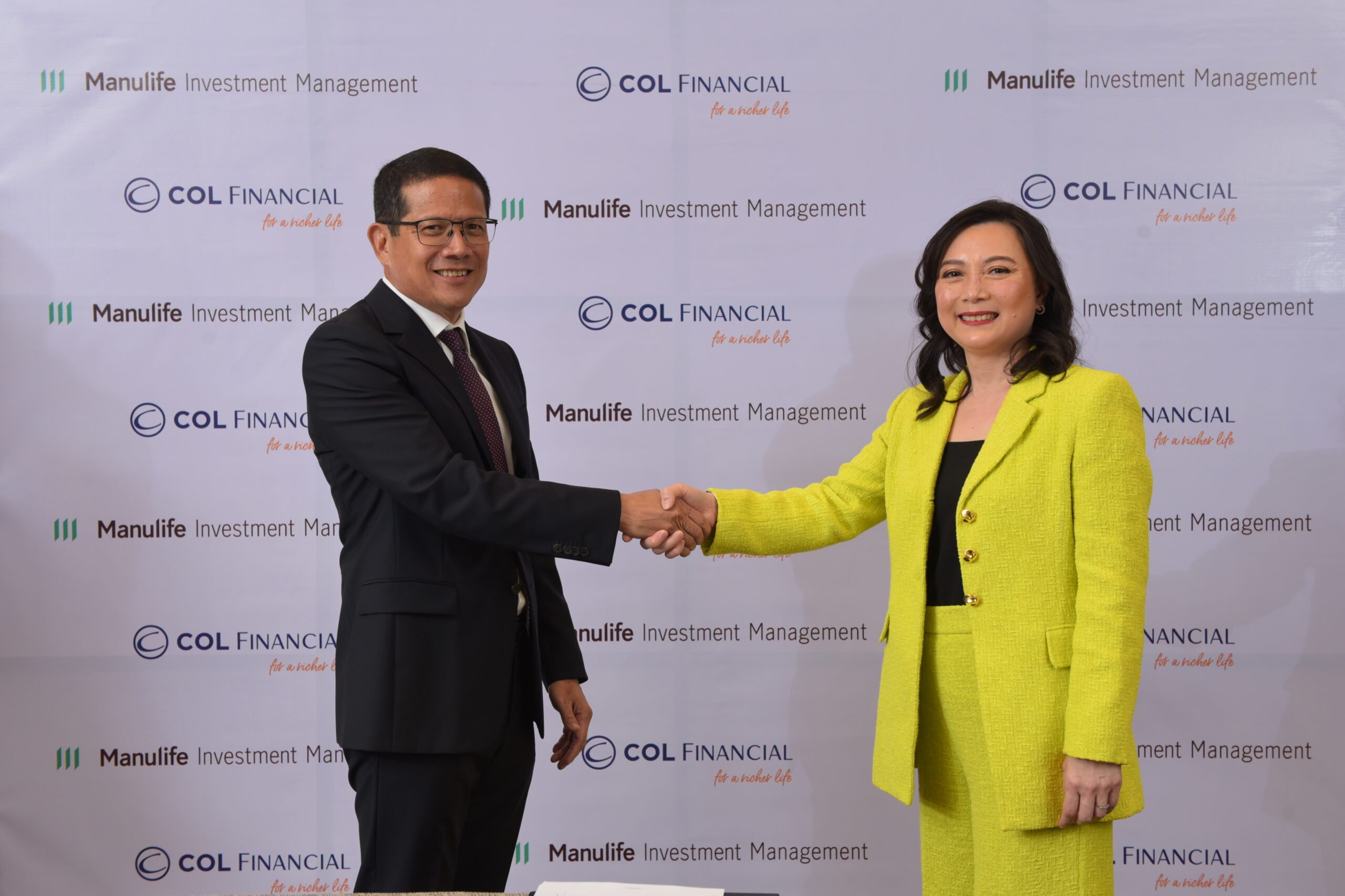 Manulife taps COL for invest tools