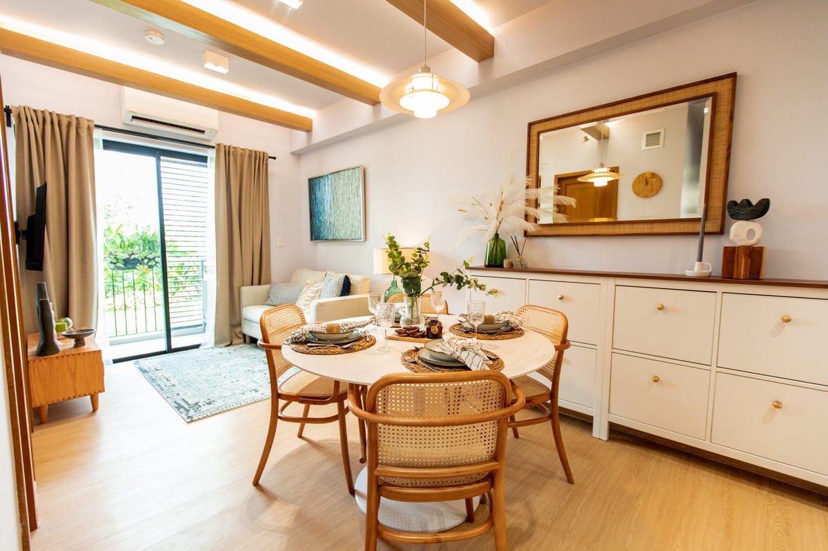 All units are equipped with energy-efficient airconditioning and lighting system, low-flow plumbing fixtures that provide up to 20 percent less in utility bills.