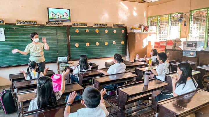 DepEd queried on defunded SpEd