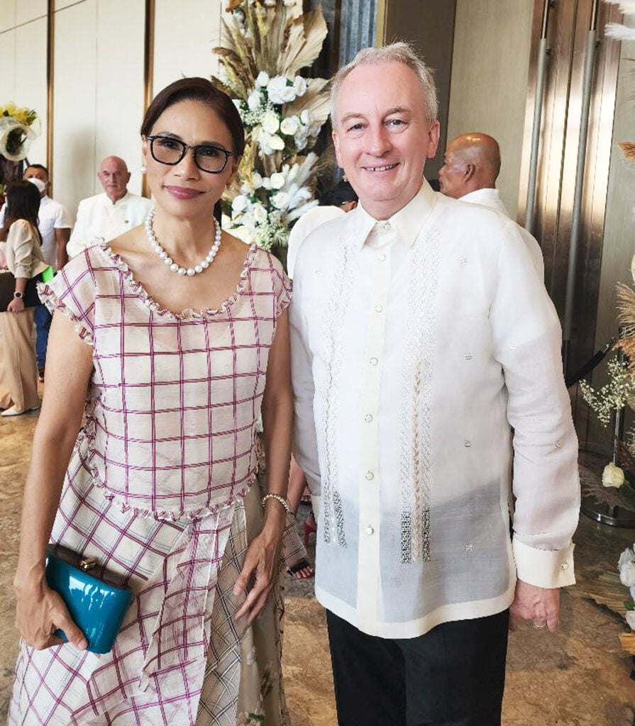 GM Dottie Wurgler Cronin and Bruce Winton, Philippines Marriott International multi-property vice president.