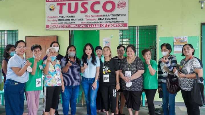 Malabon aids heirs of dead seniors