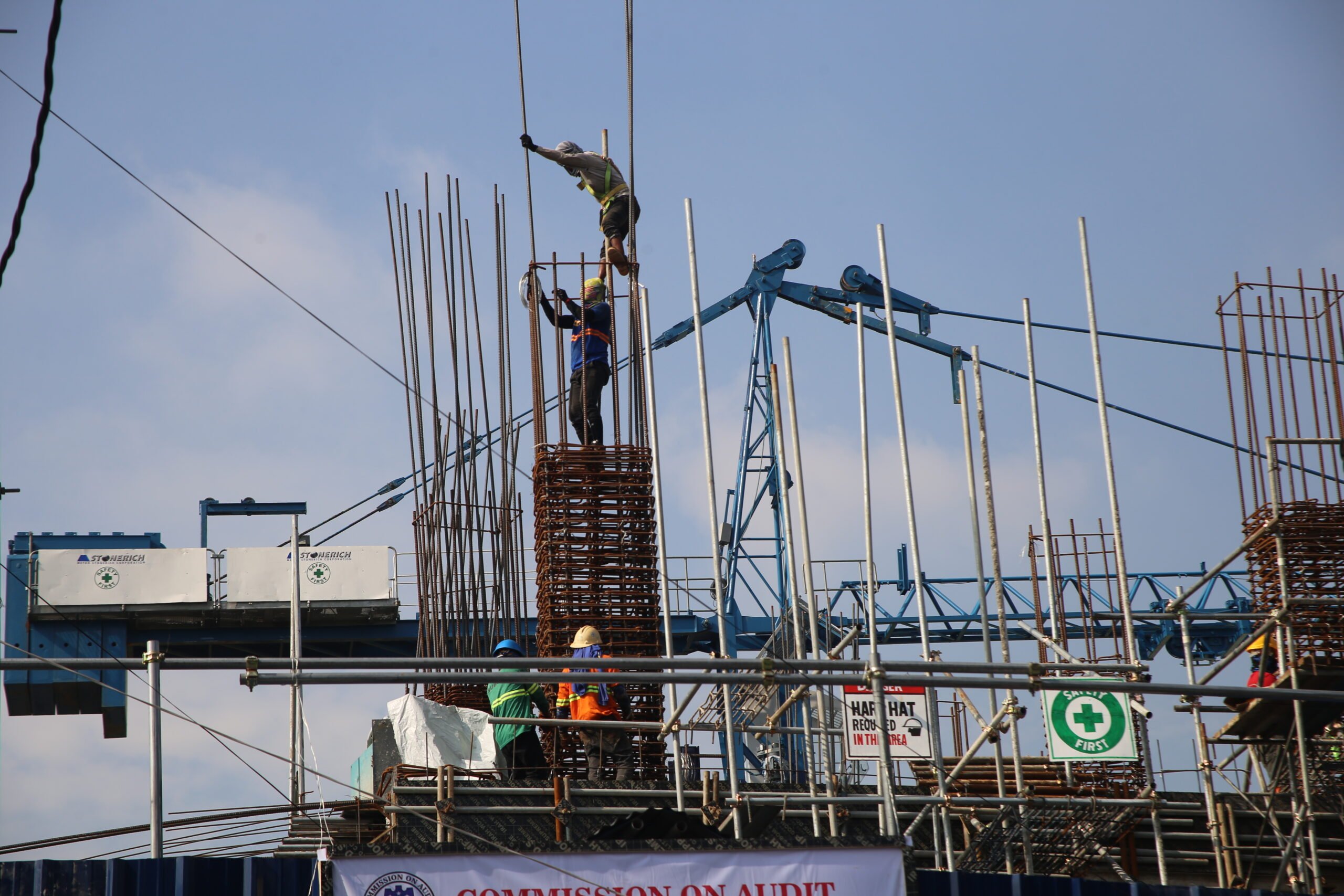 Moguls urge infra buildup continues