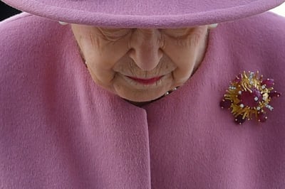 Queen’s doctors ‘concerned’ for her health: palace