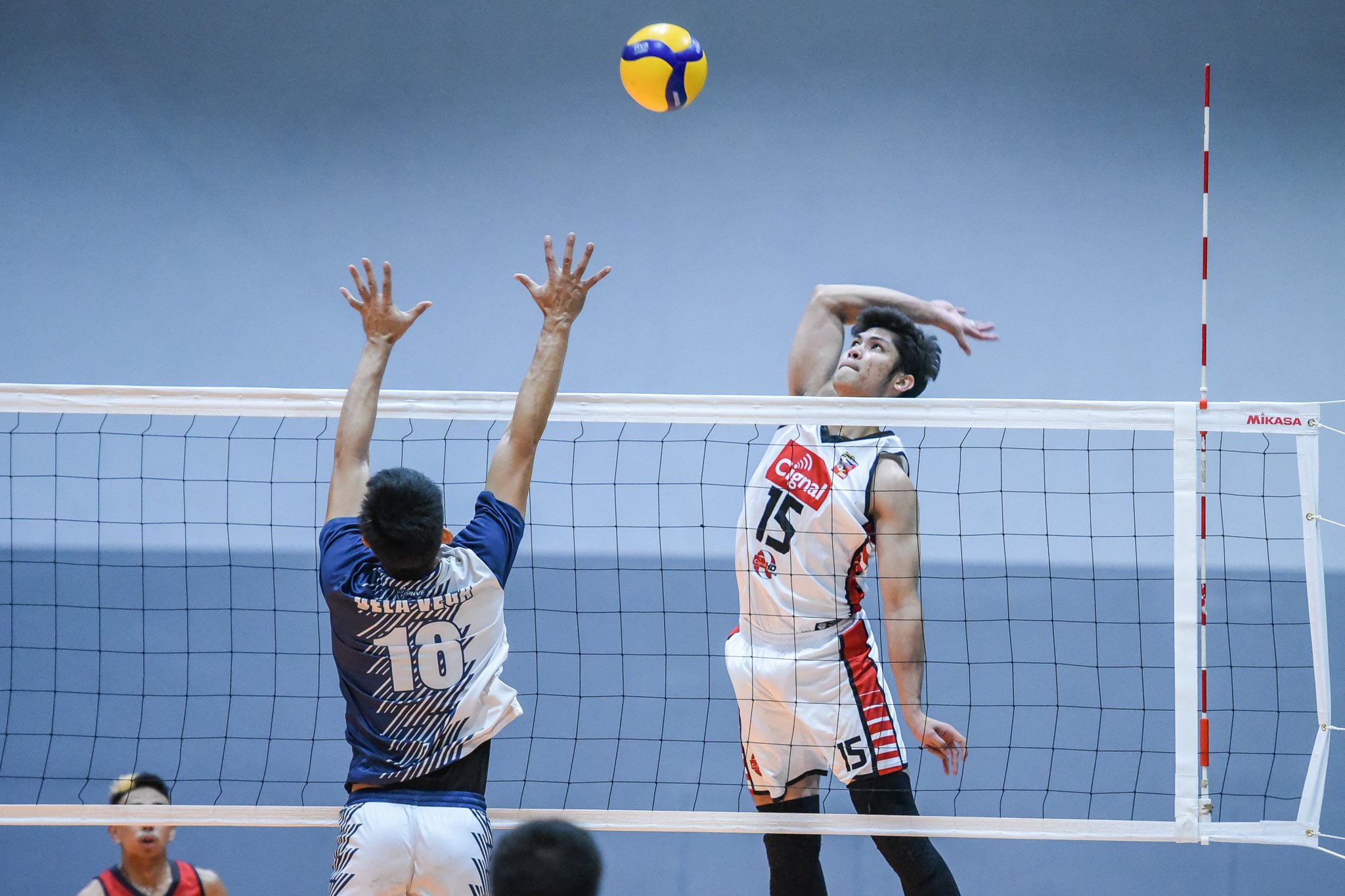 Cignal forges title showdown vs NU-Sta. Elena