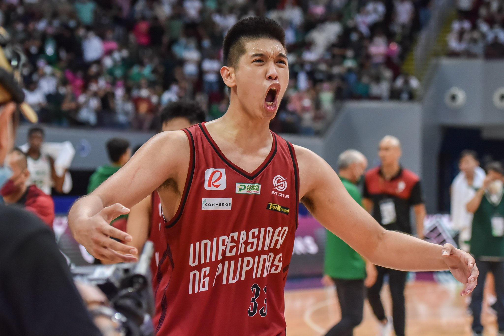 Maroons gun for solo lead