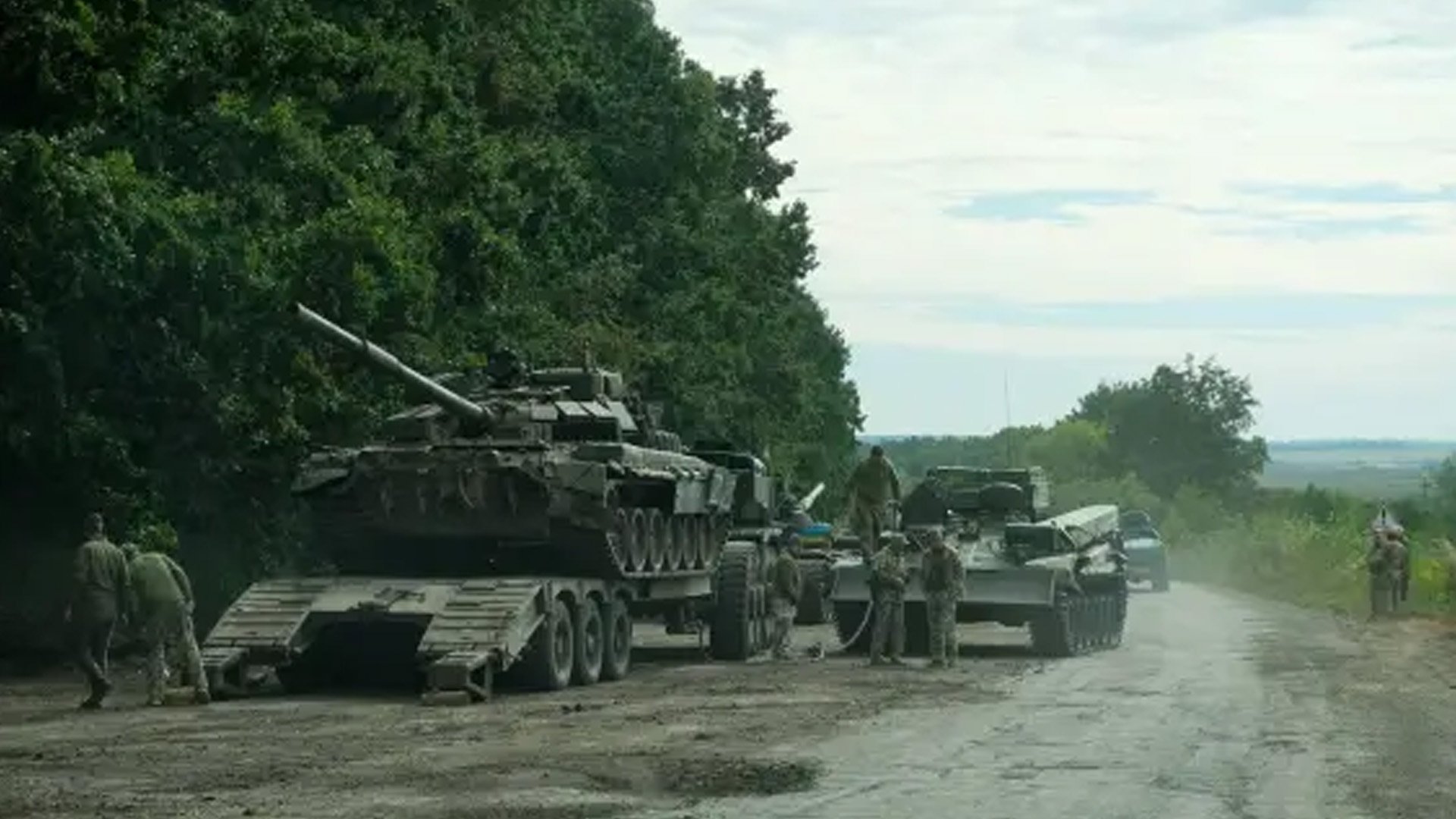 Ukraine forces liberate towns from Russians