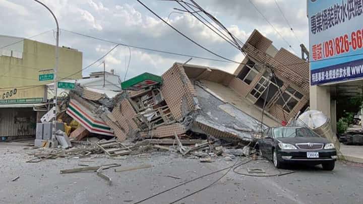 Taiwan quake prompts tsunami alert