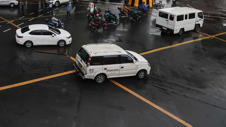 LTO summons van owner over counterflowing