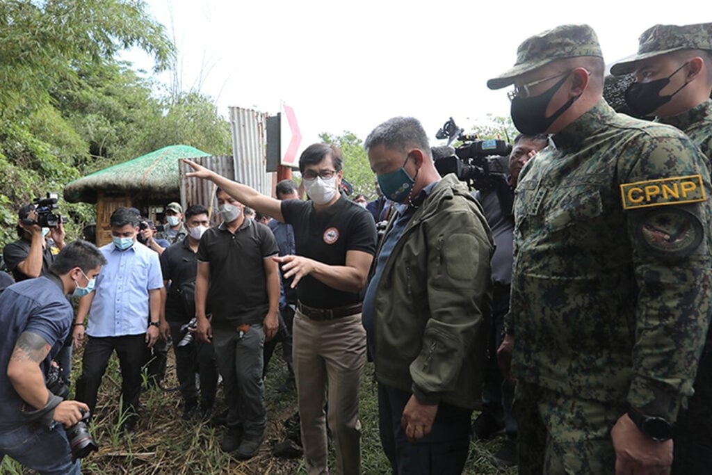 Probe Masungi entries,  Abalos directs PNP