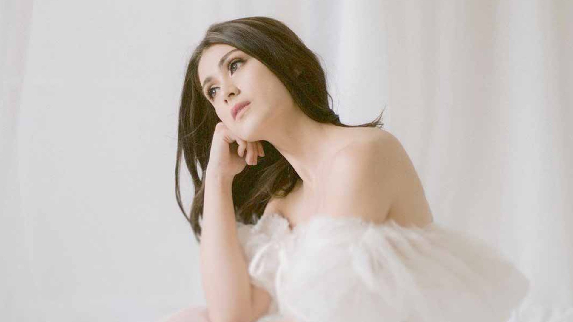 Carla Abellana, magaling bumaril