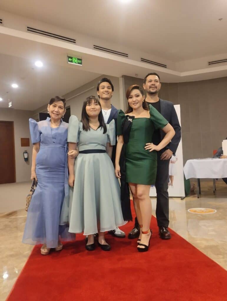Gladys Reyes and family at the premiere and presscon of 'One For All, All For One.' | Photo courtesy of Stephanie Mayo